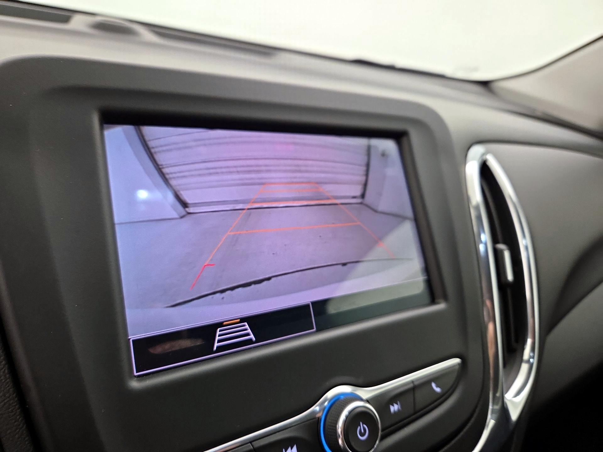 Thumbnail: 2022 Chevrolet Equinox - 14