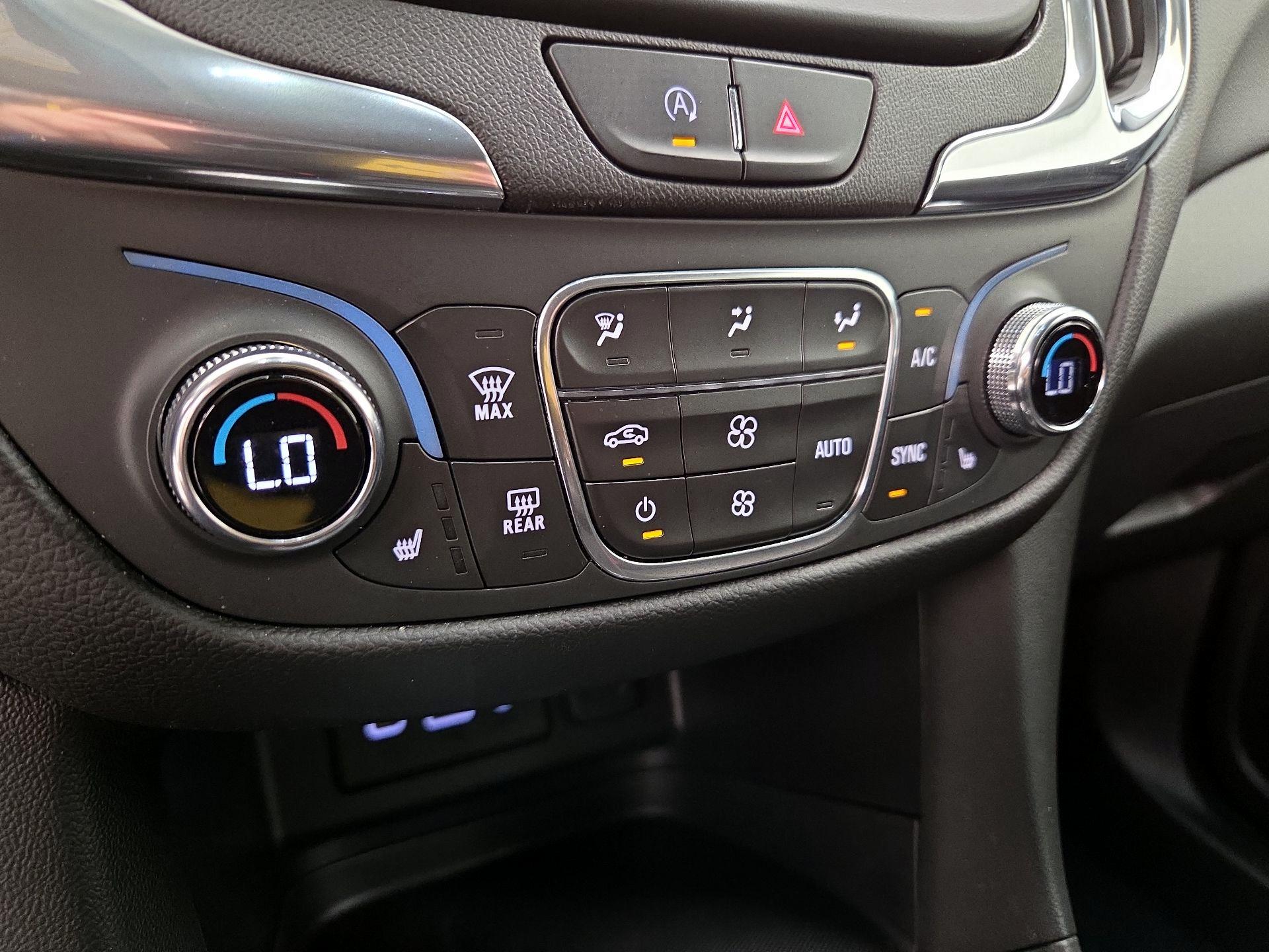 Thumbnail: 2022 Chevrolet Equinox - 16