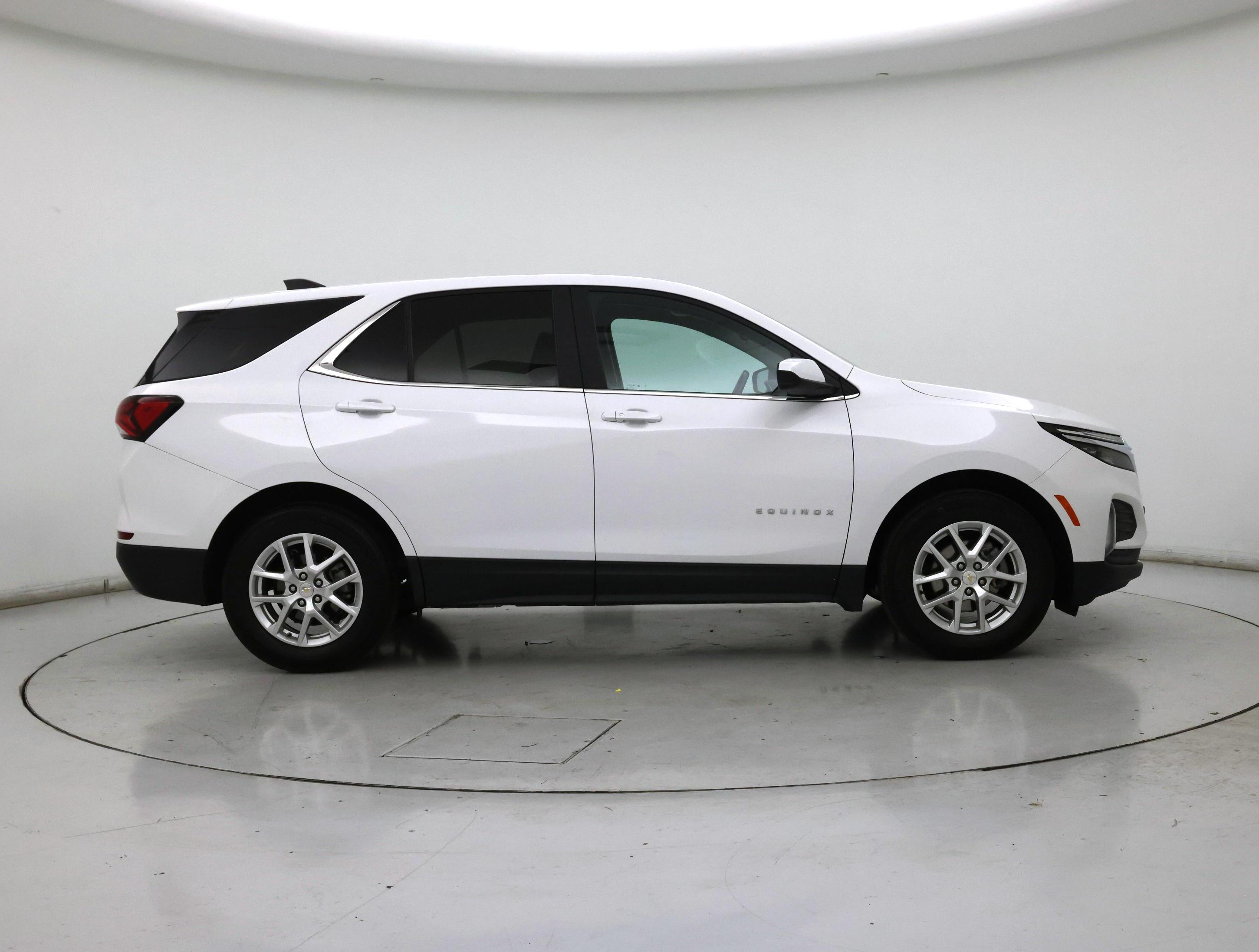 Thumbnail: 2022 Chevrolet Equinox - 7