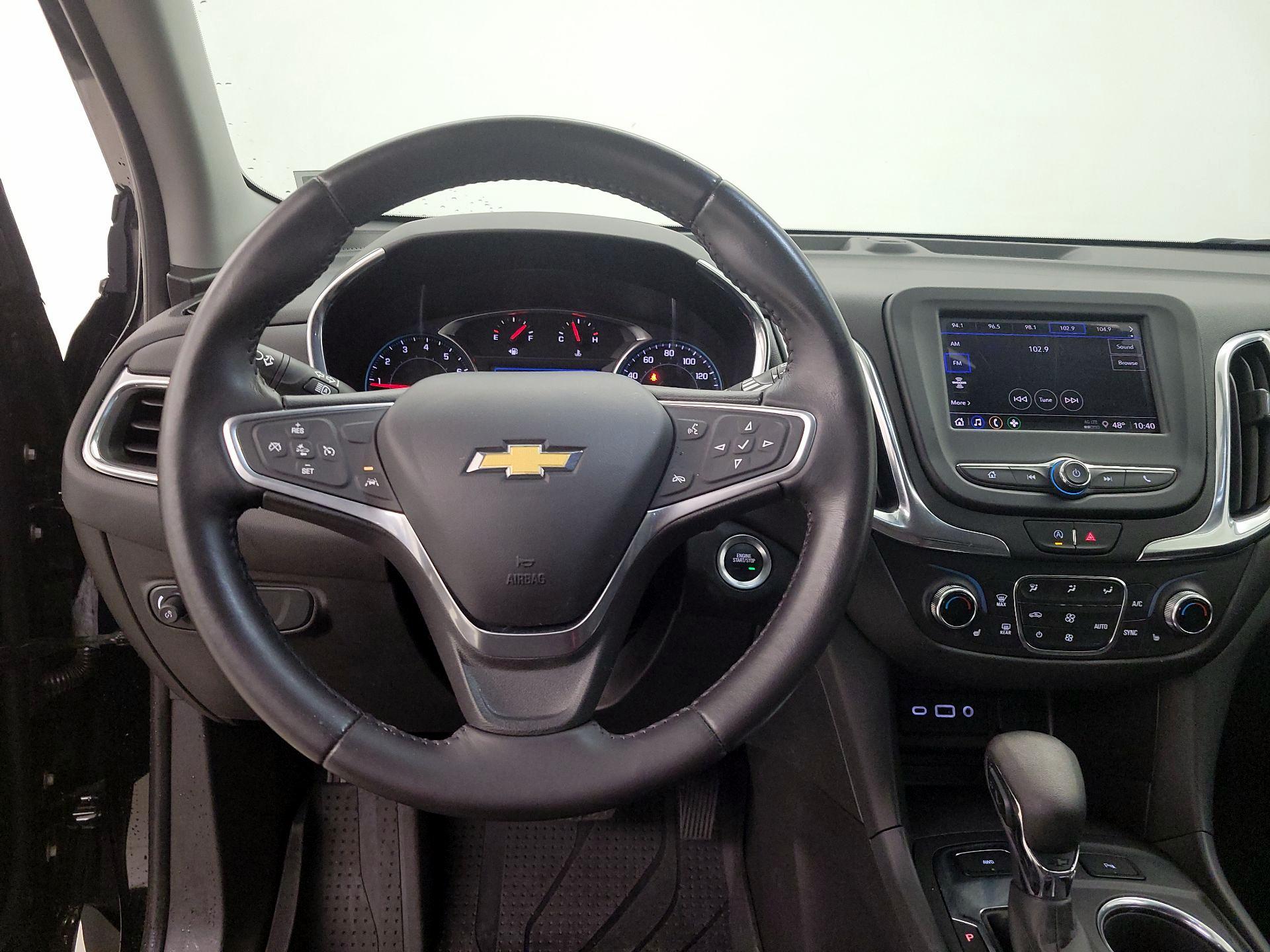 Thumbnail: 2022 Chevrolet Equinox - 10