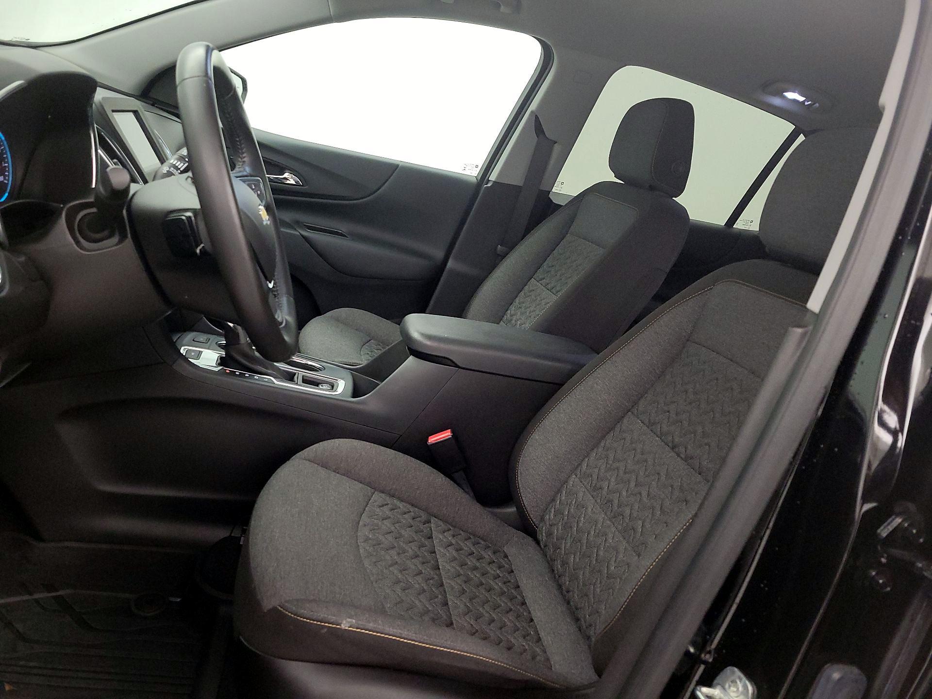 Thumbnail: 2022 Chevrolet Equinox - 11