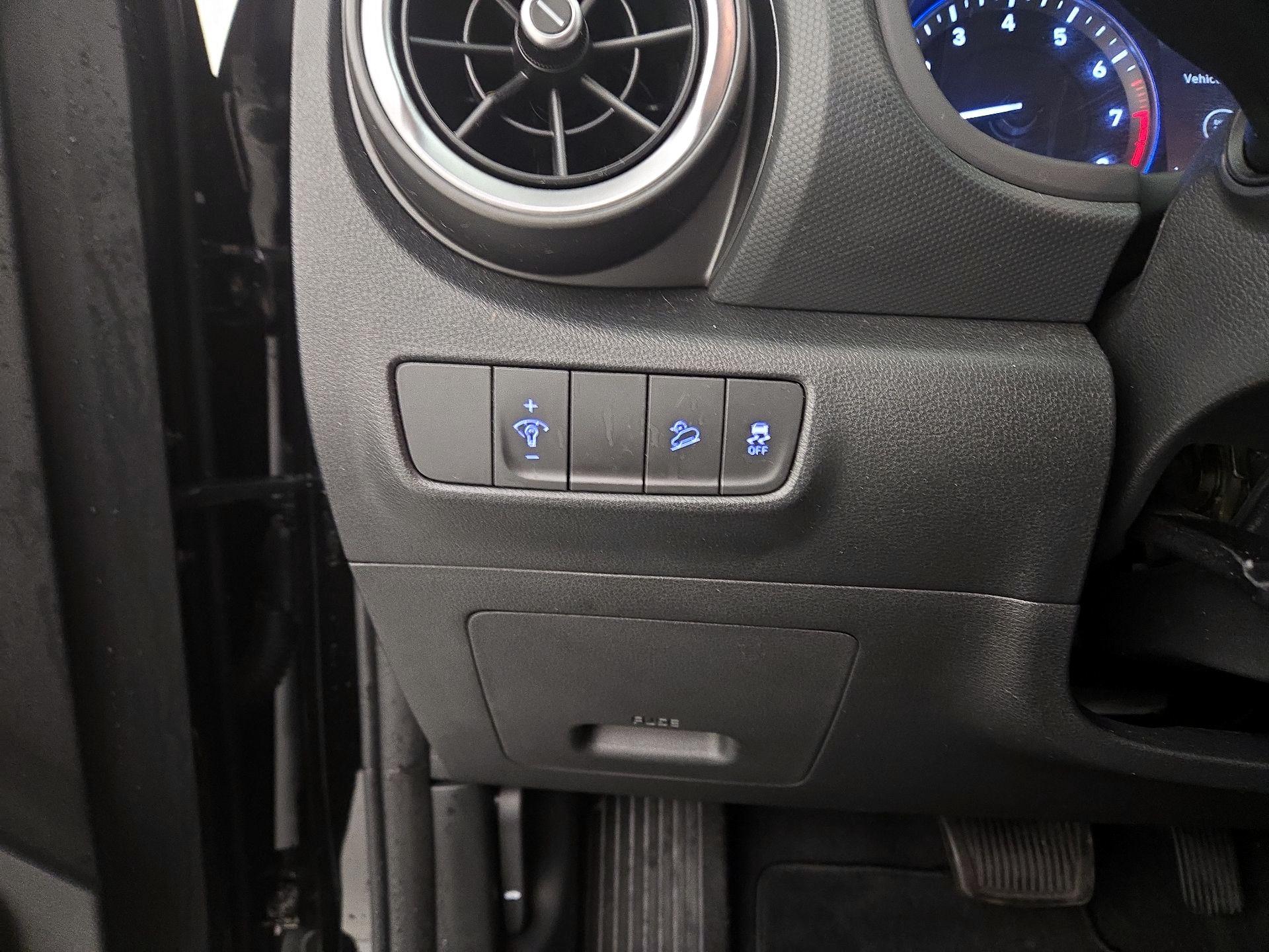 Thumbnail: 2022 Hyundai Kona - 13