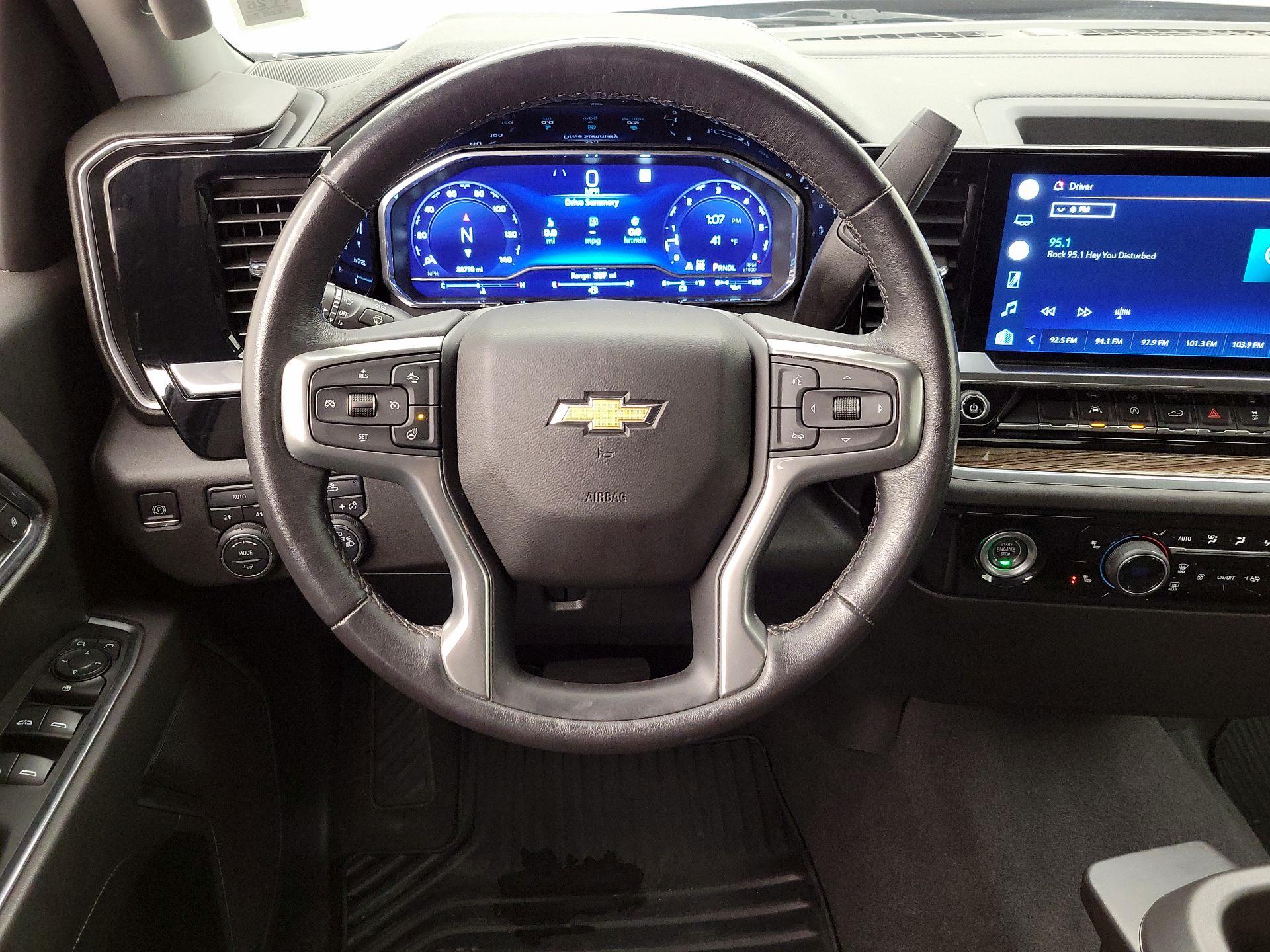 Thumbnail: 2022 Chevrolet Silverado 1500 - 10