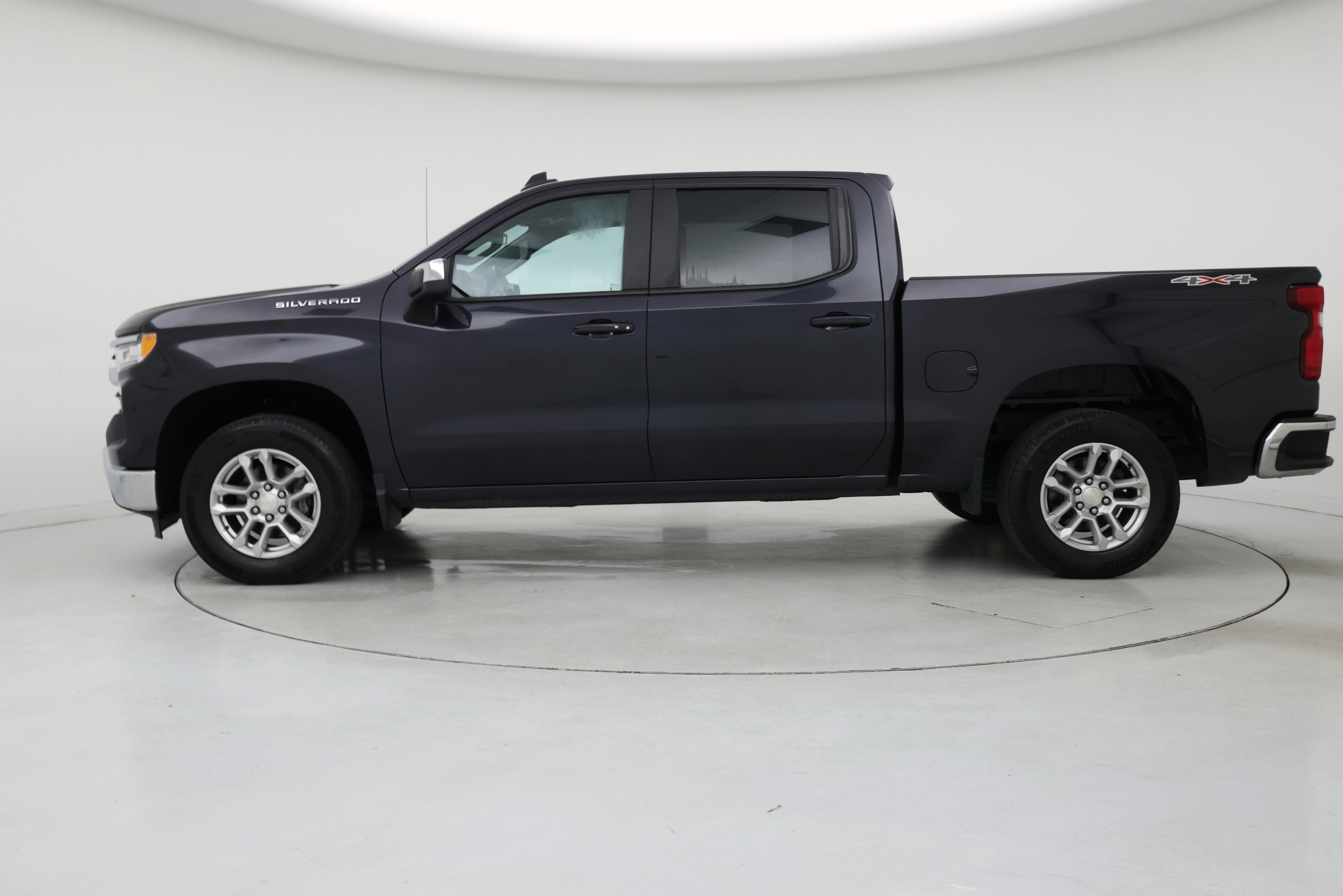 Thumbnail: 2022 Chevrolet Silverado 1500 - 3