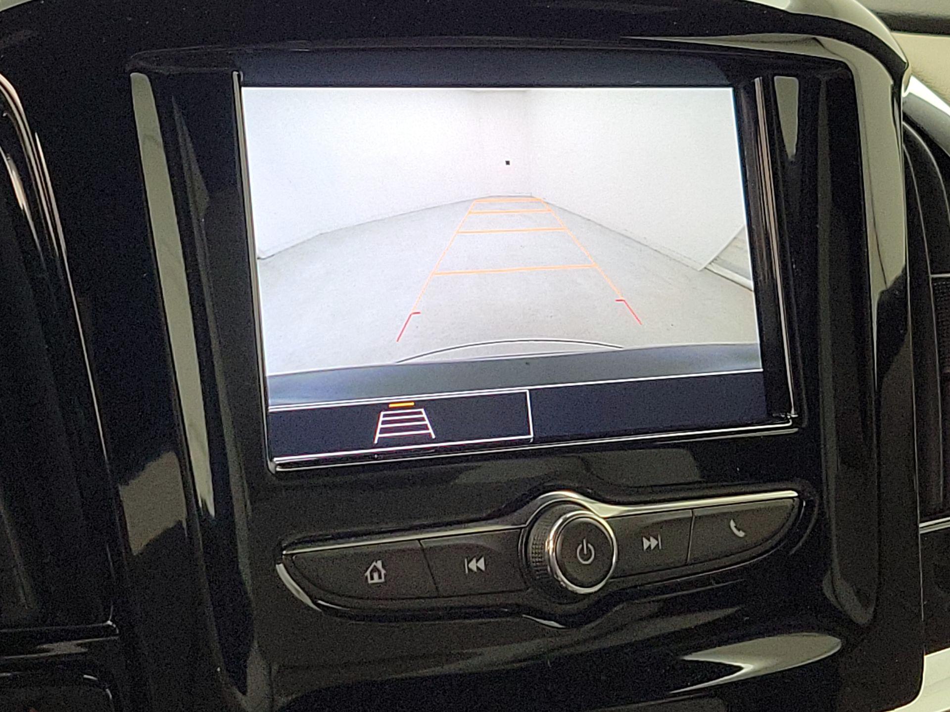 Thumbnail: 2023 Chevrolet Traverse - 14