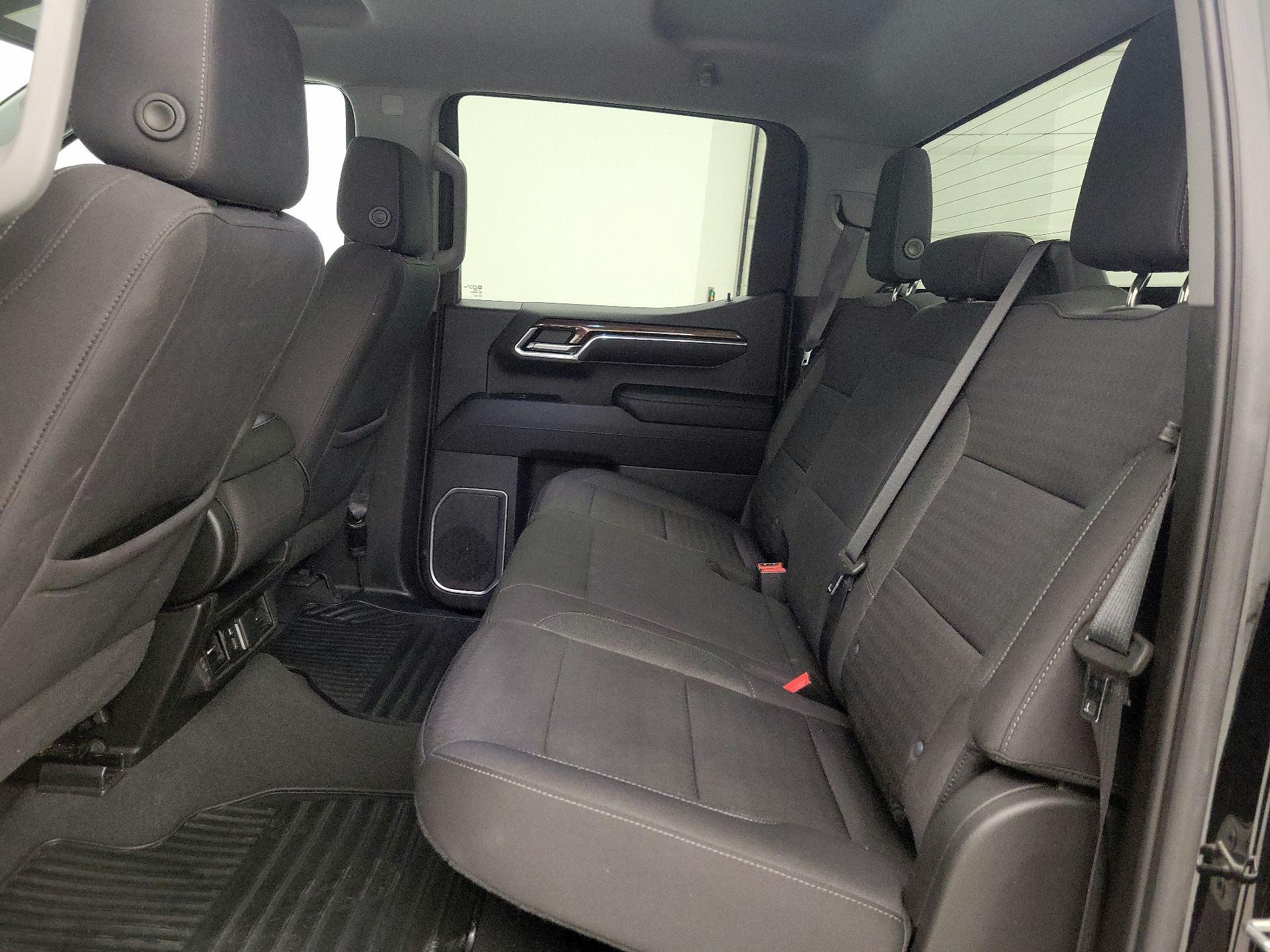 Thumbnail: 2022 Chevrolet Silverado 1500 - 19