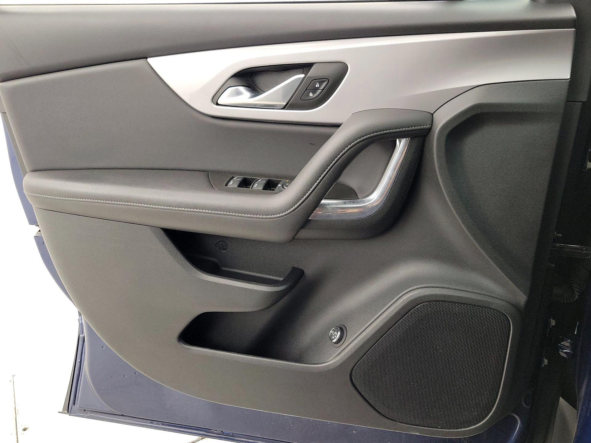 Thumbnail: 2022 Chevrolet Blazer - 12