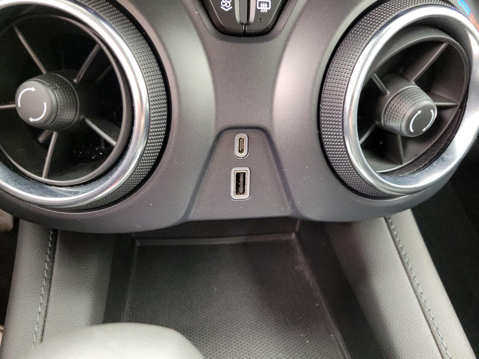 Thumbnail: 2022 Chevrolet Blazer - 18