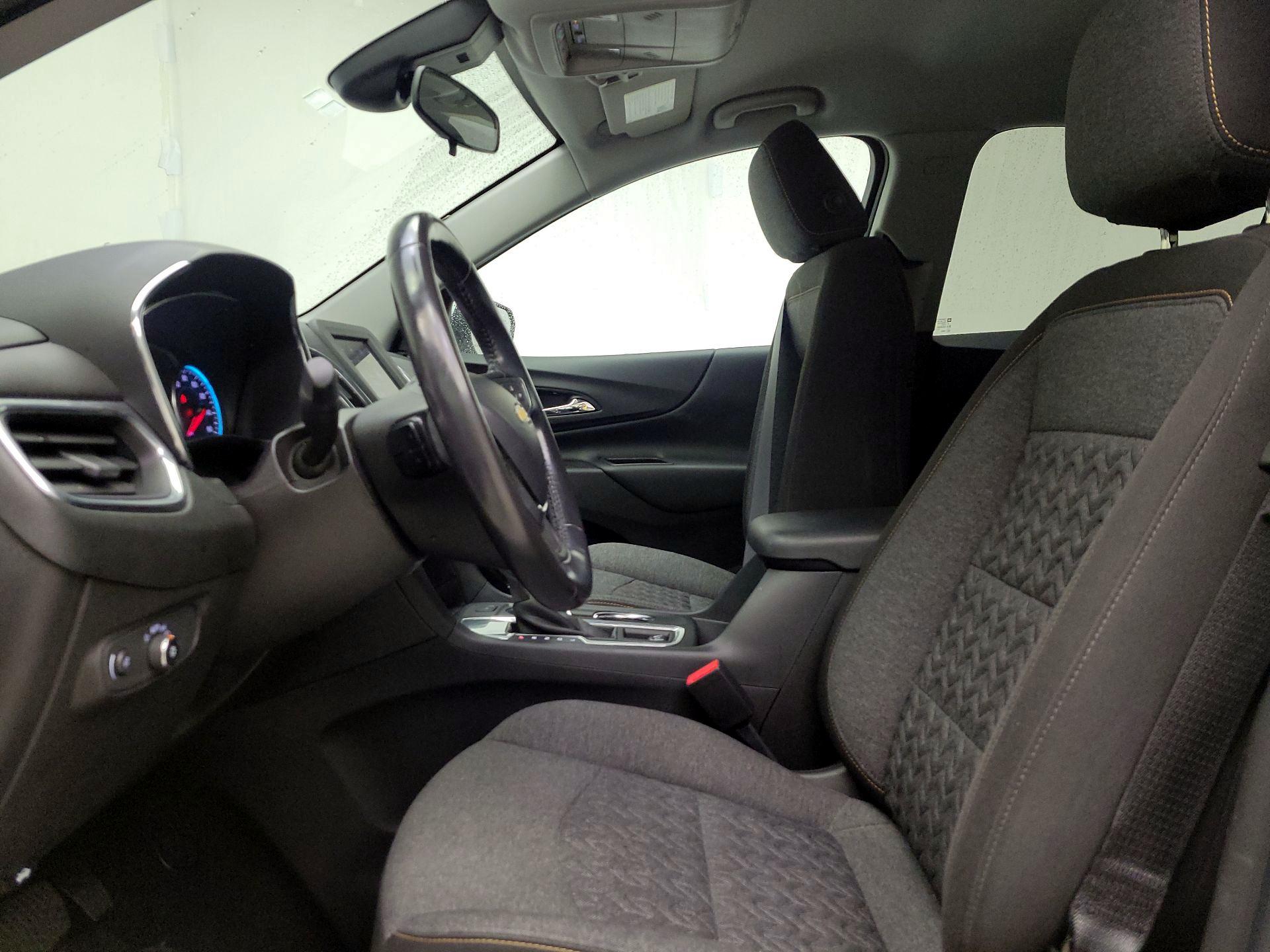 Thumbnail: 2022 Chevrolet Equinox - 11