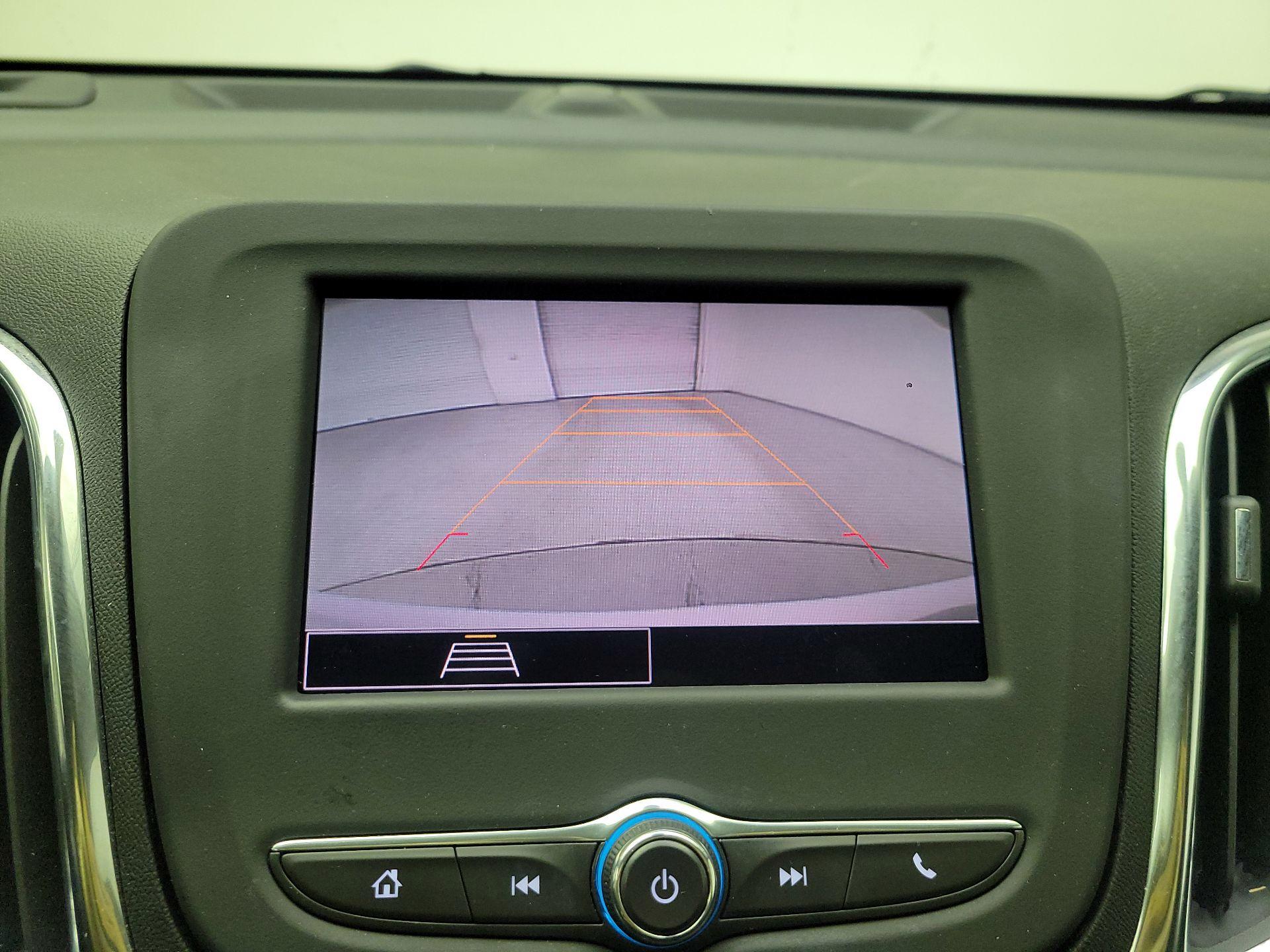 Thumbnail: 2022 Chevrolet Equinox - 15