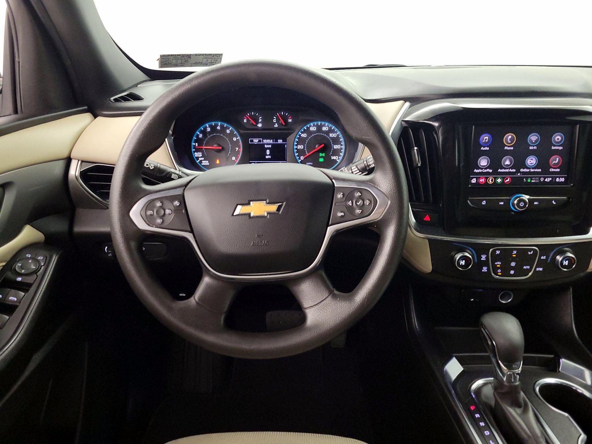 Thumbnail: 2023 Chevrolet Traverse - 10