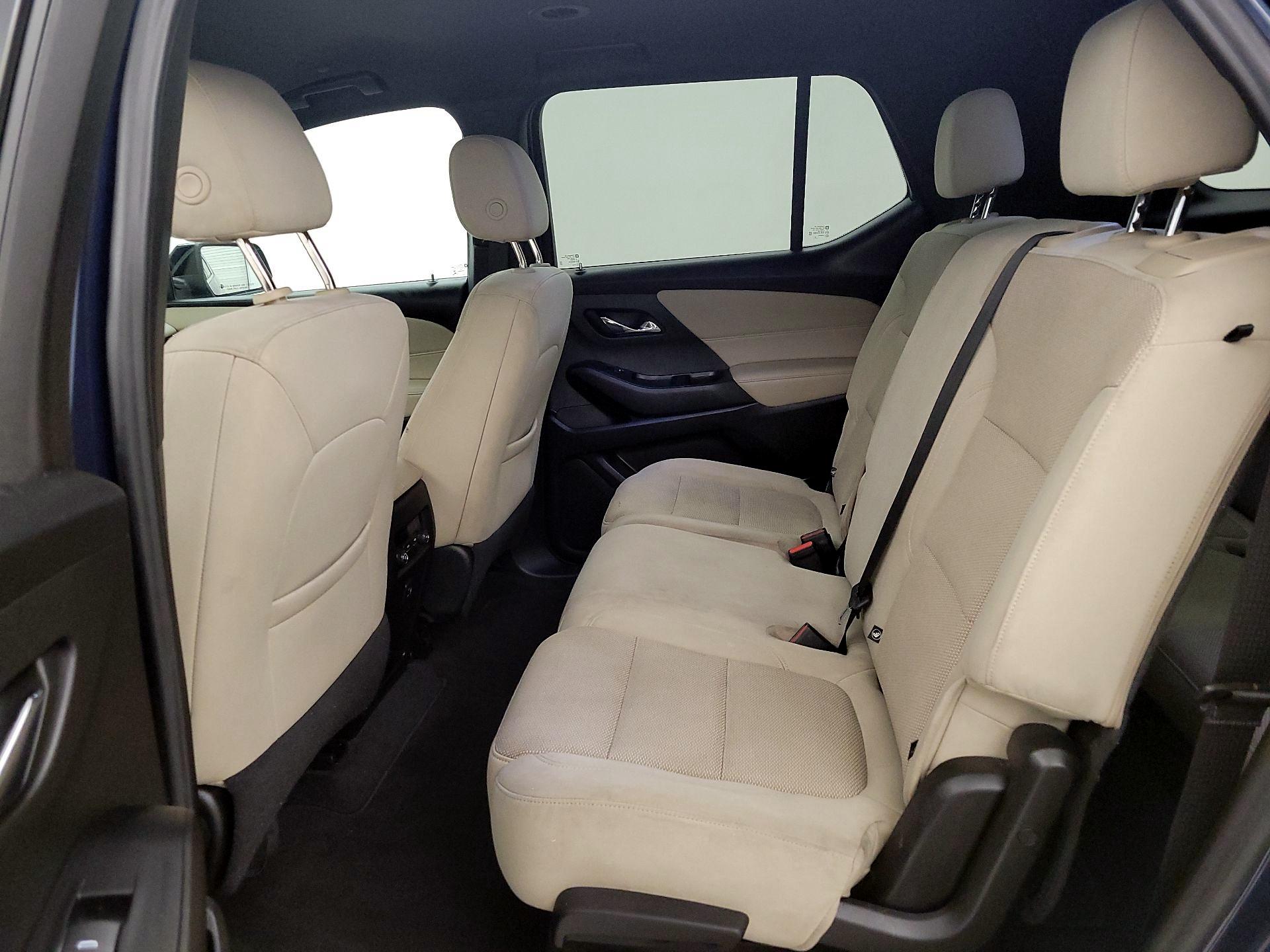 Thumbnail: 2023 Chevrolet Traverse - 20