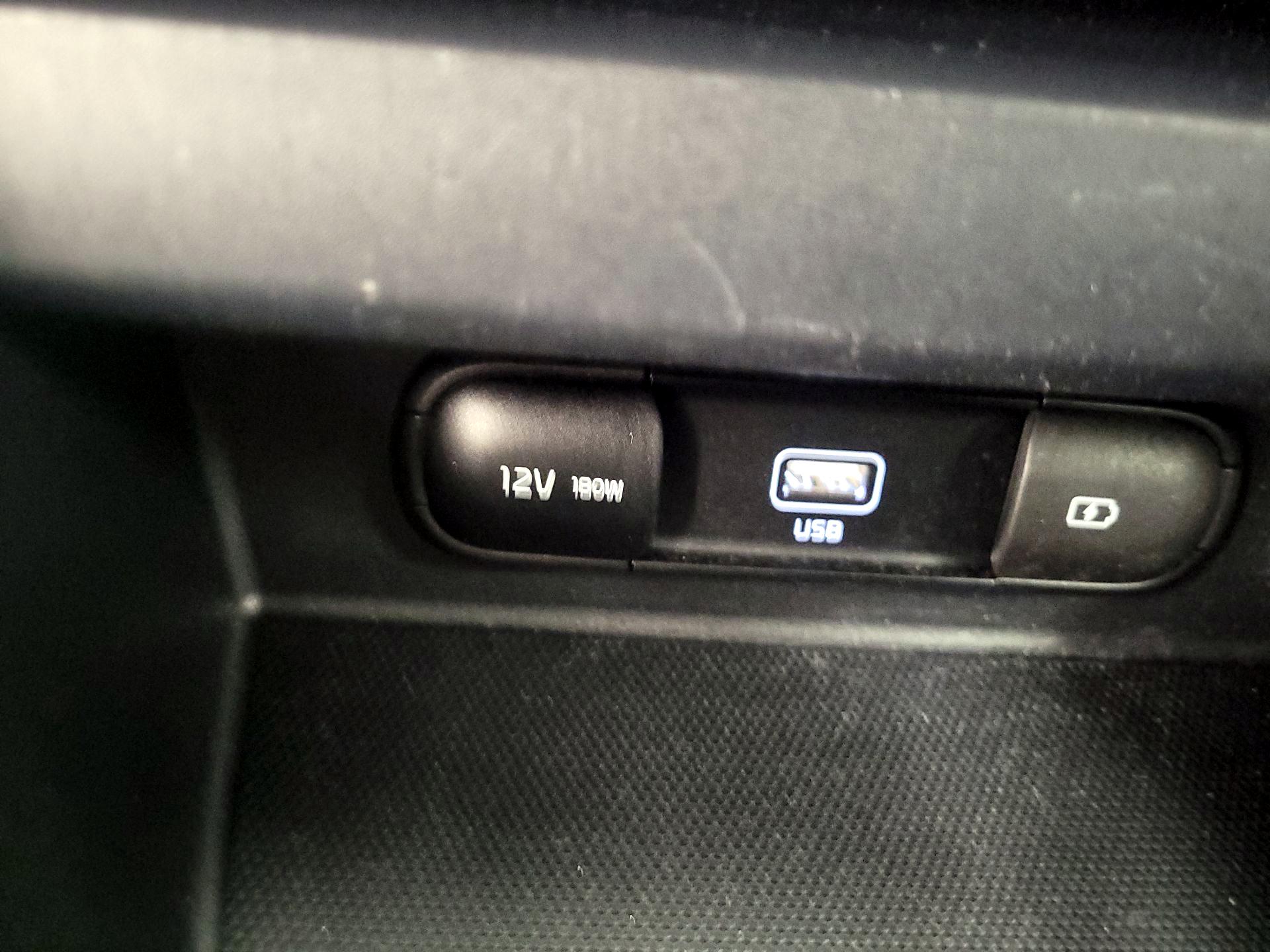 Thumbnail: 2023 Kia Seltos - 19