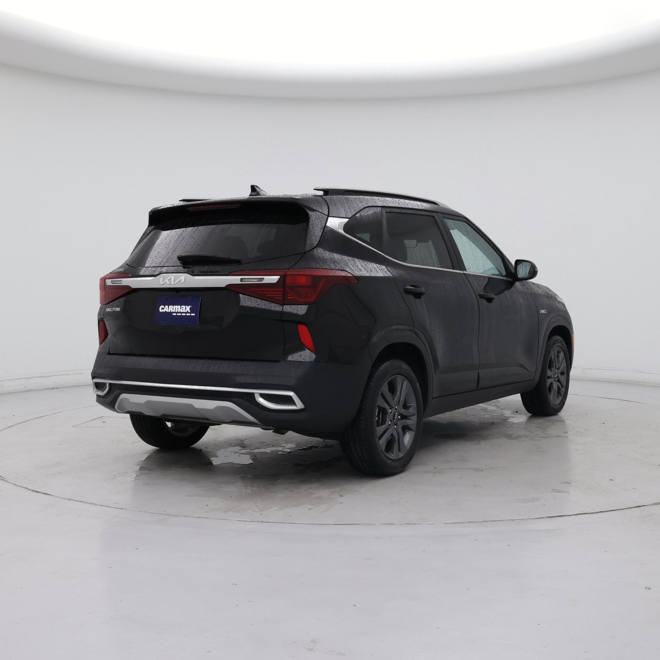 Thumbnail: 2023 Kia Seltos - 8