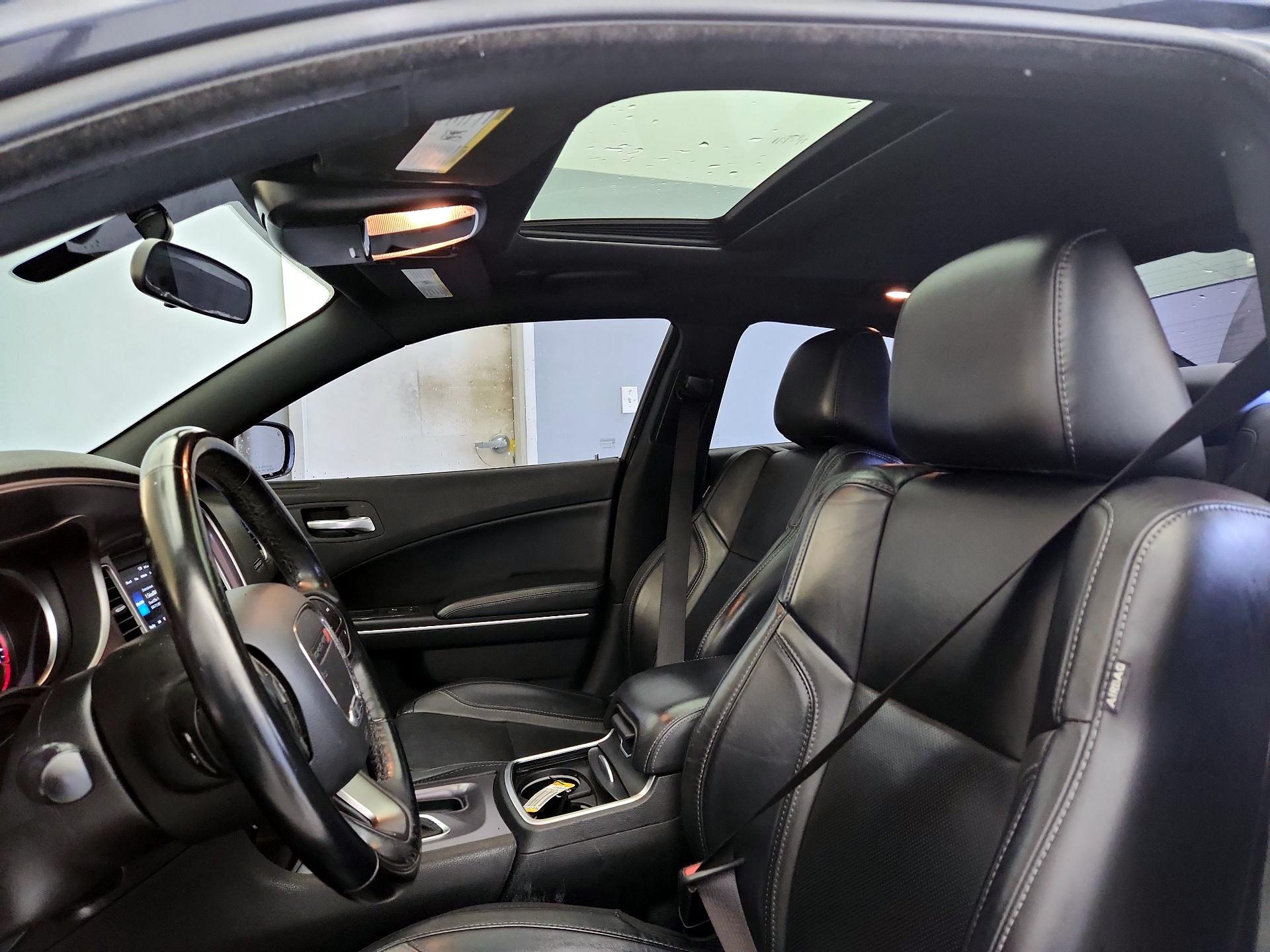 Thumbnail: 2019 Dodge Charger - 18