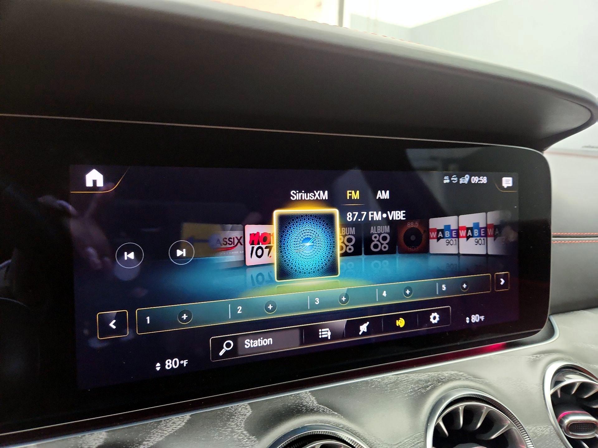 Thumbnail: 2021 Mercedes-Benz AMG GT - 16