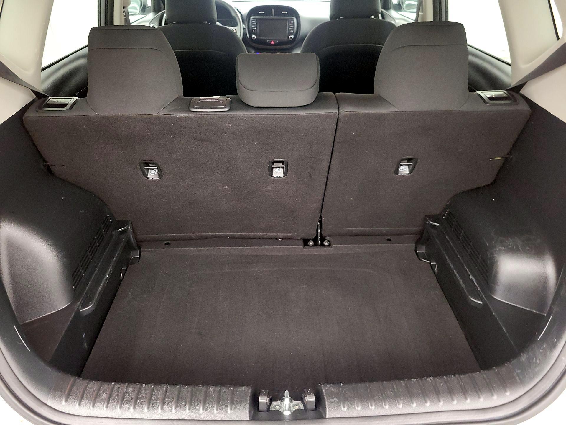 Thumbnail: 2022 Kia Soul - 20