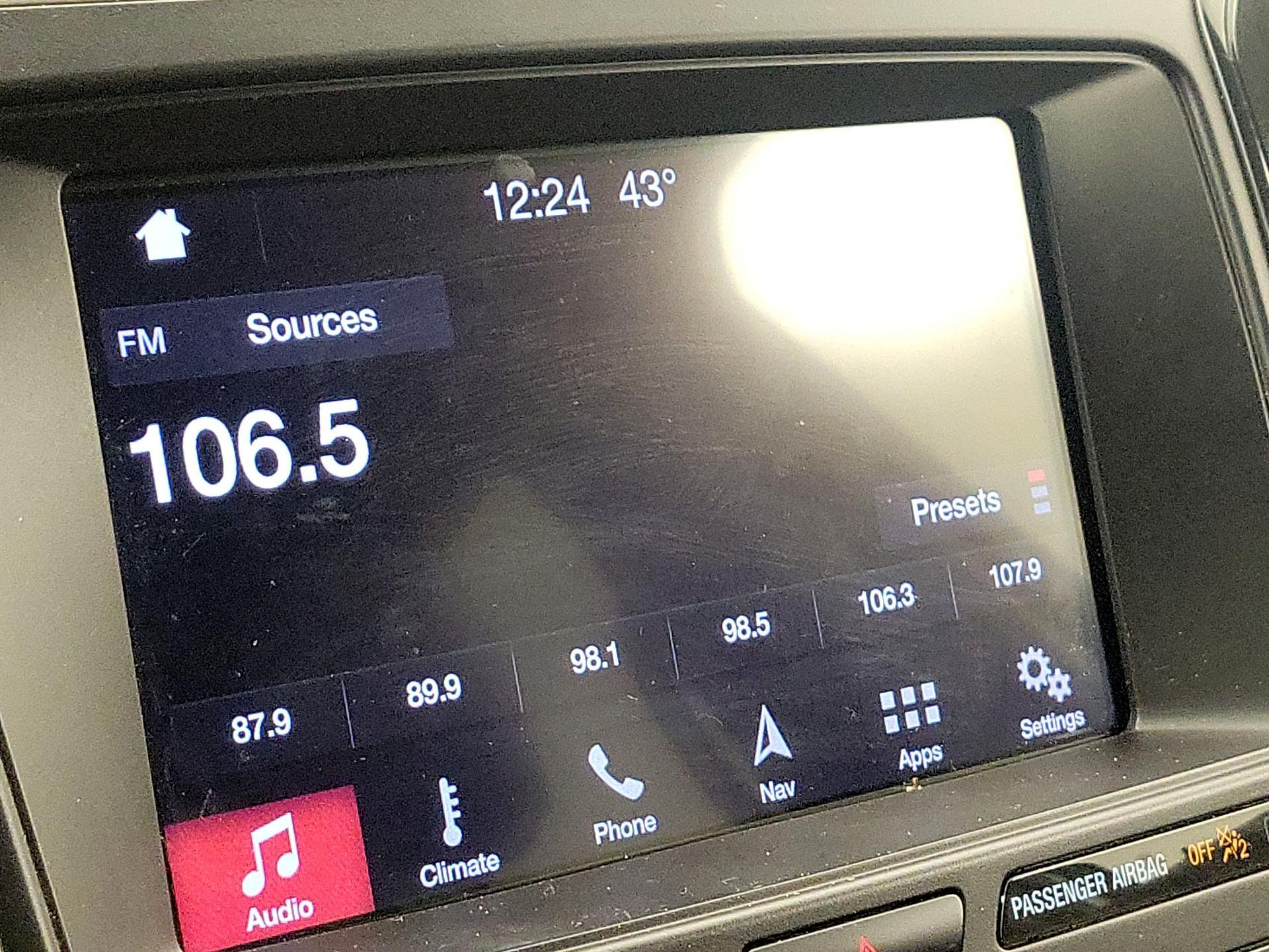 Thumbnail: 2019 Ford Explorer - 16