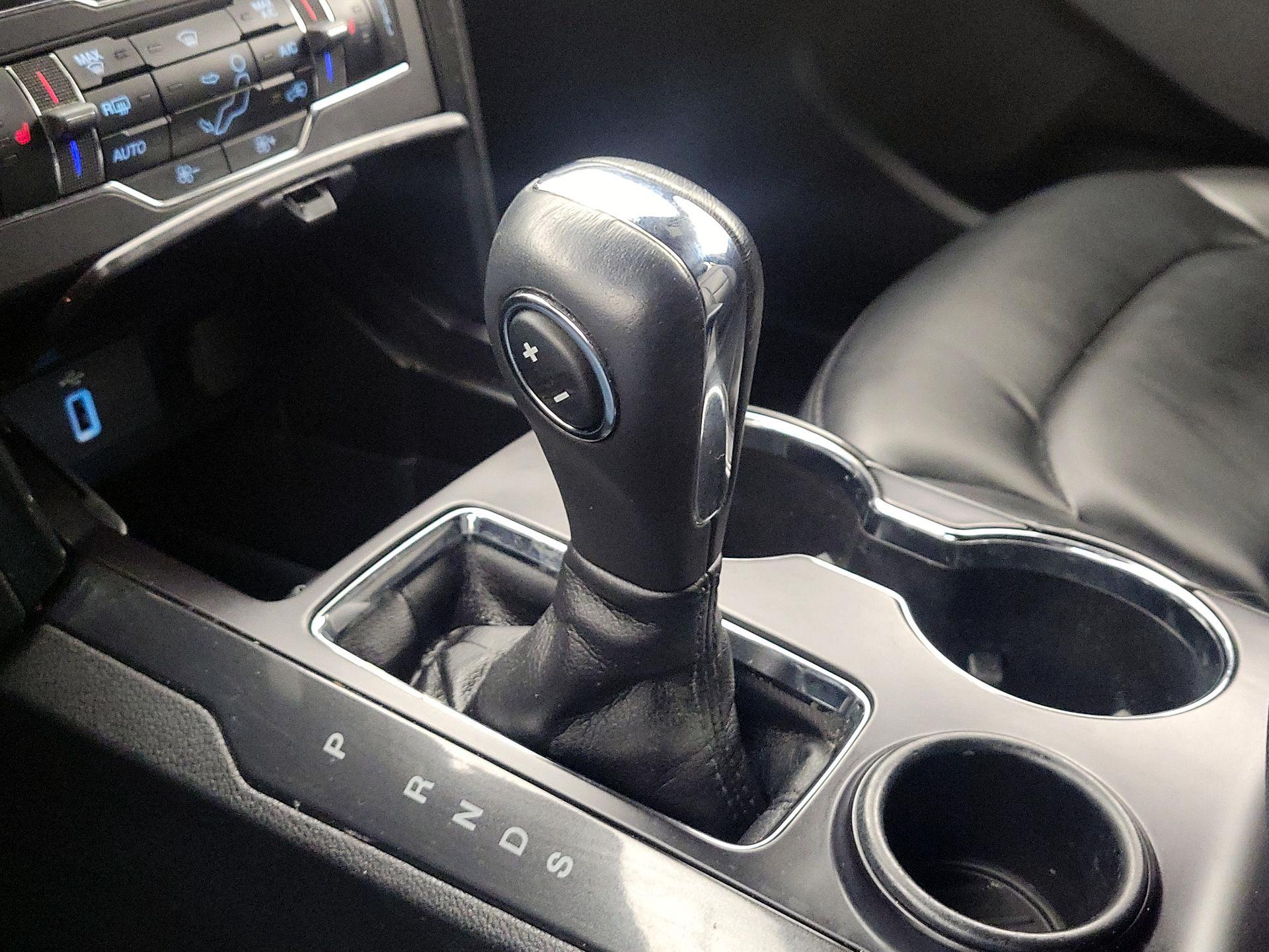 Thumbnail: 2019 Ford Explorer - 18