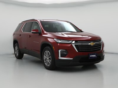 Red 2023 Chevrolet Traverse LT Cloth