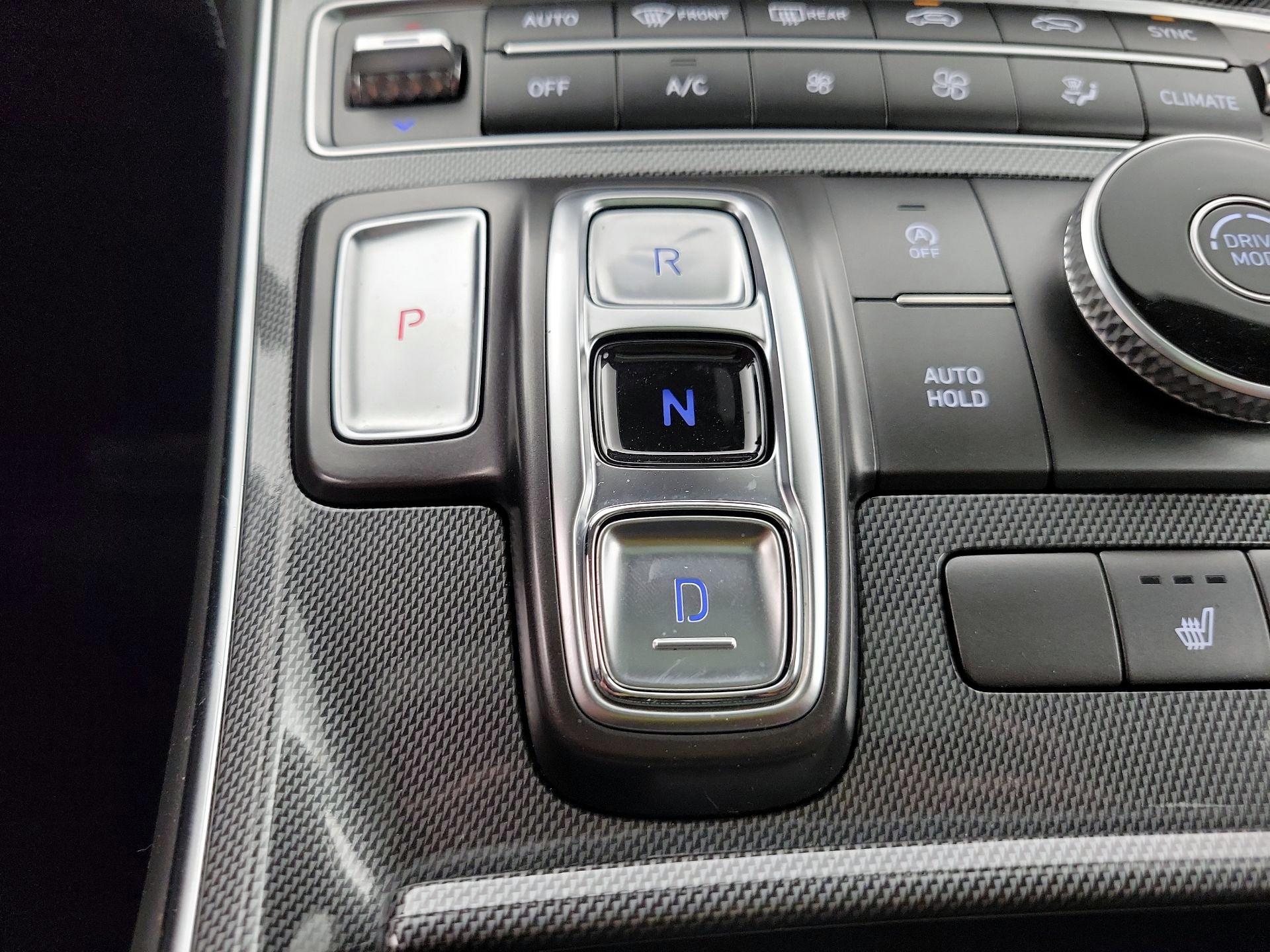 Thumbnail: 2021 Hyundai Santa Fe - 18