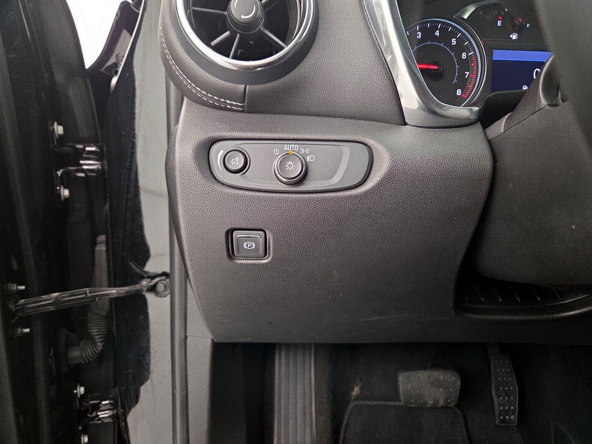 Thumbnail: 2023 Chevrolet Blazer - 13