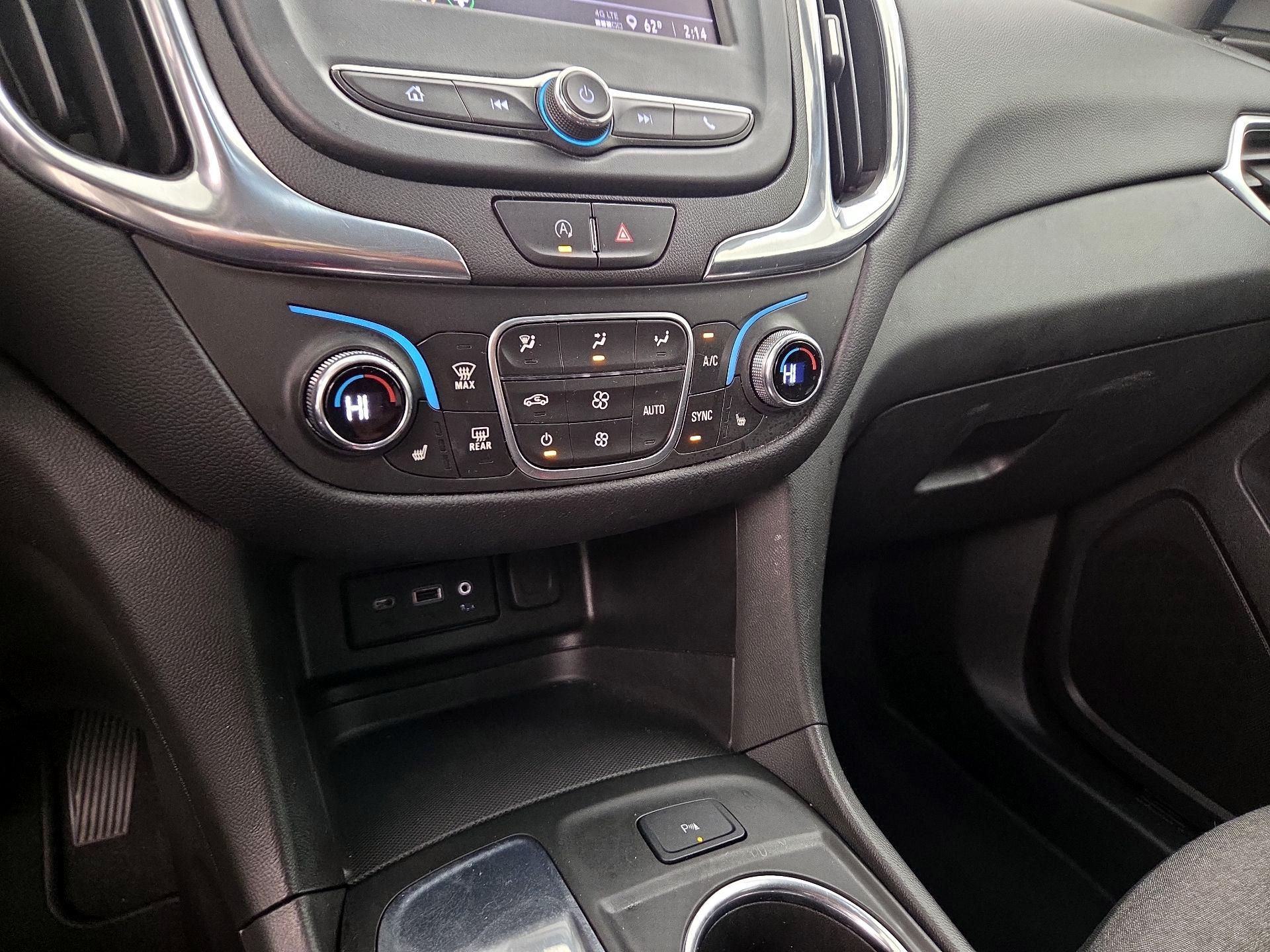 Thumbnail: 2022 Chevrolet Equinox - 16