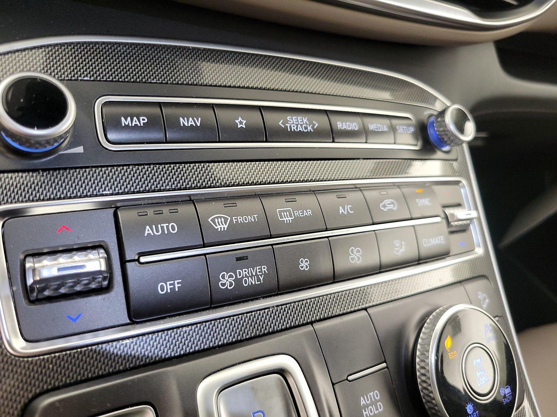 Thumbnail: 2023 Hyundai Santa Fe - 17