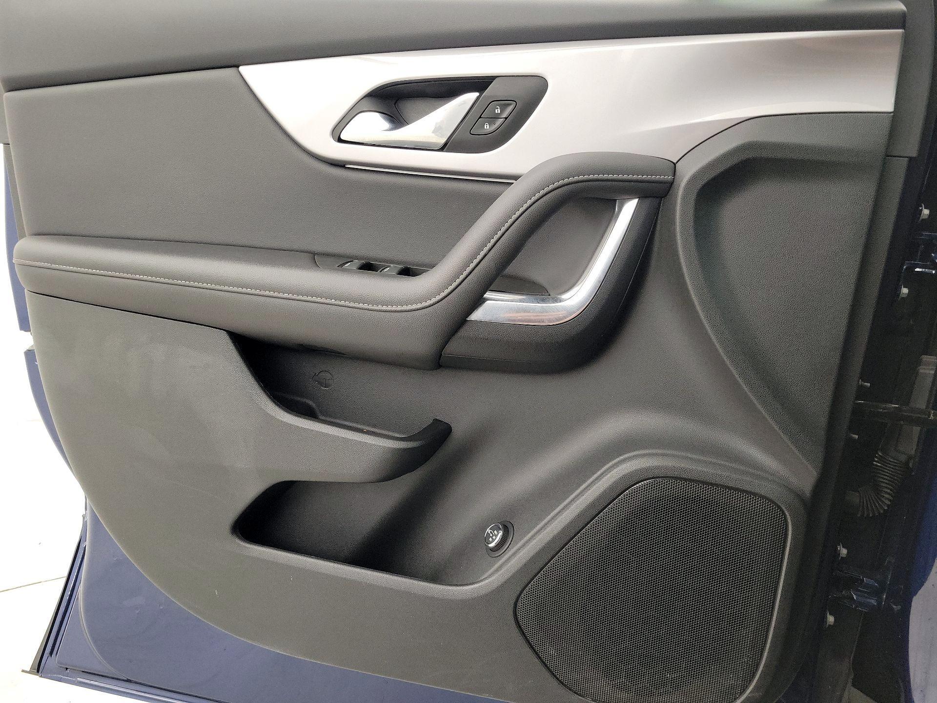 Thumbnail: 2023 Chevrolet Blazer - 12