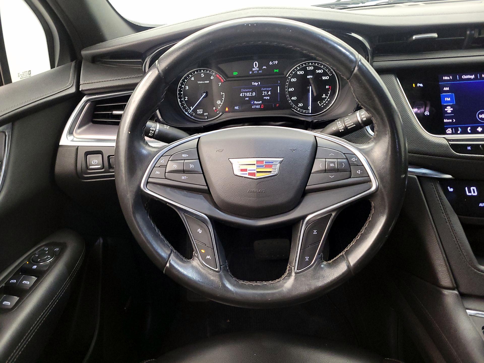 Thumbnail: 2022 Cadillac XT5 - 10