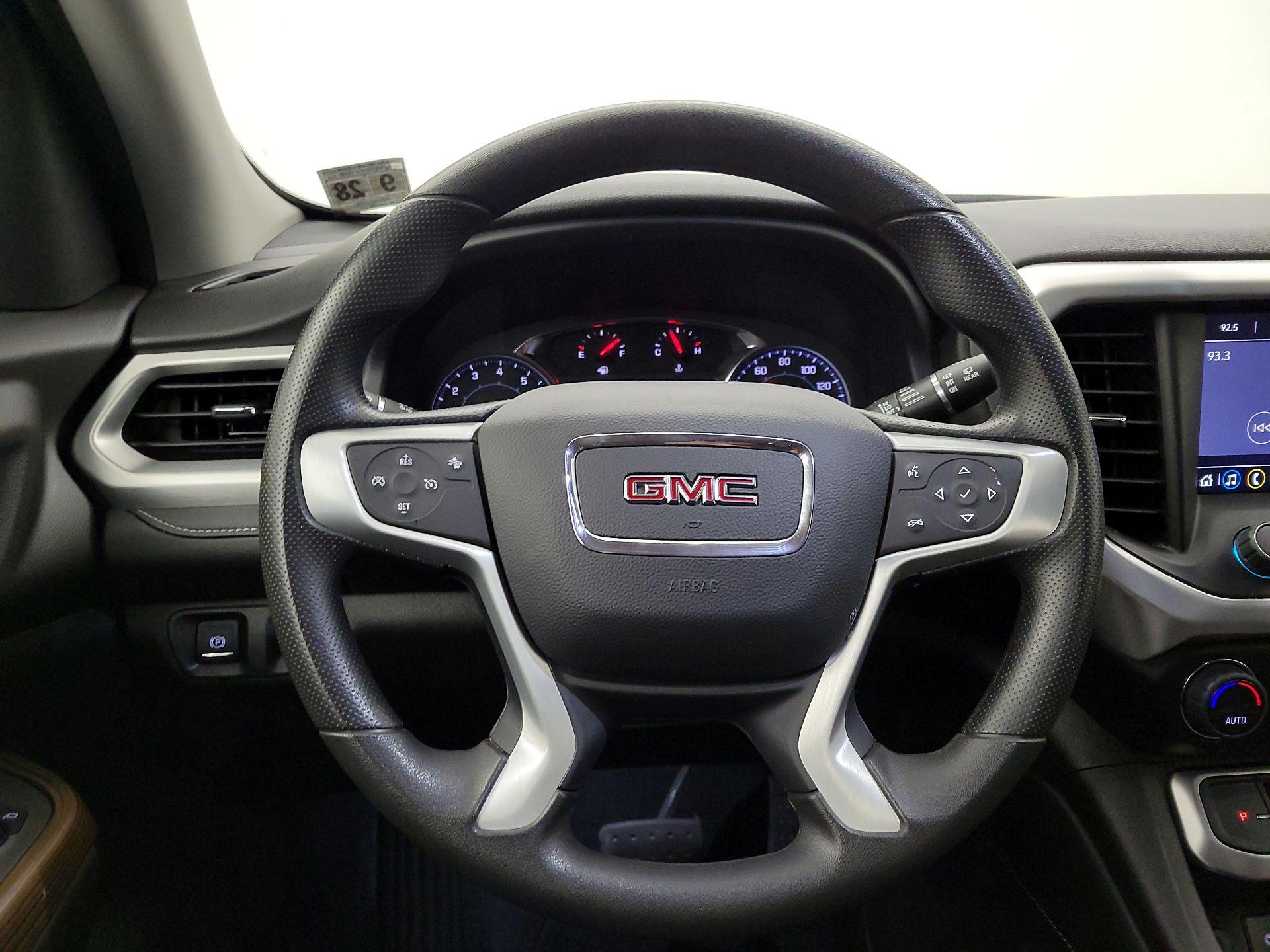 Thumbnail: 2023 GMC Acadia - 10