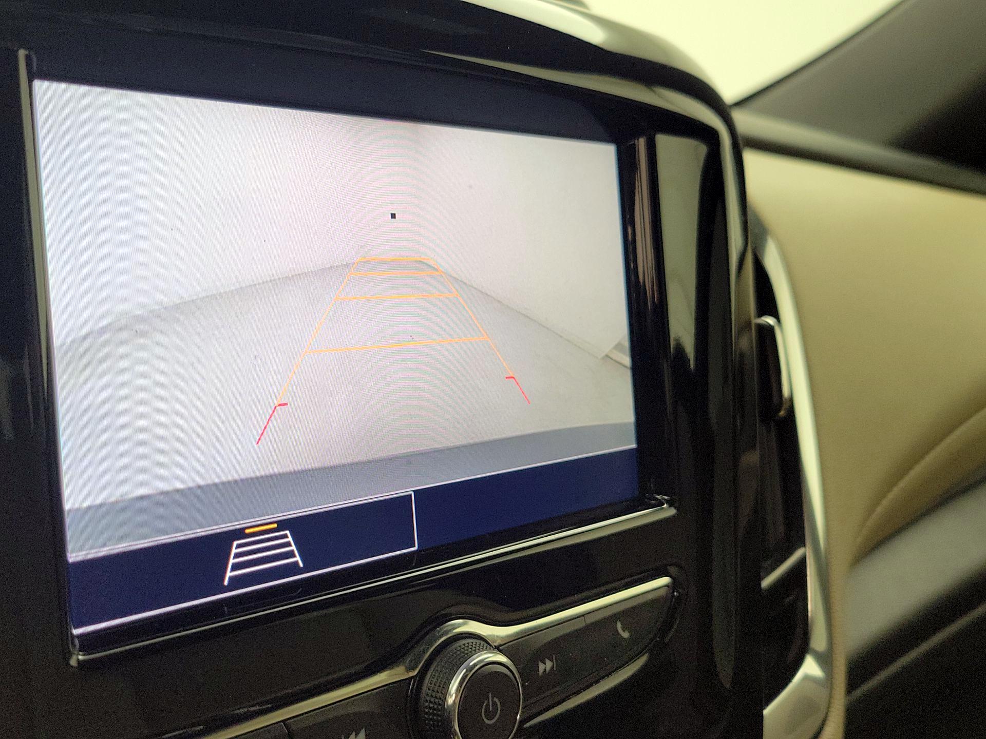 Thumbnail: 2023 Chevrolet Traverse - 14