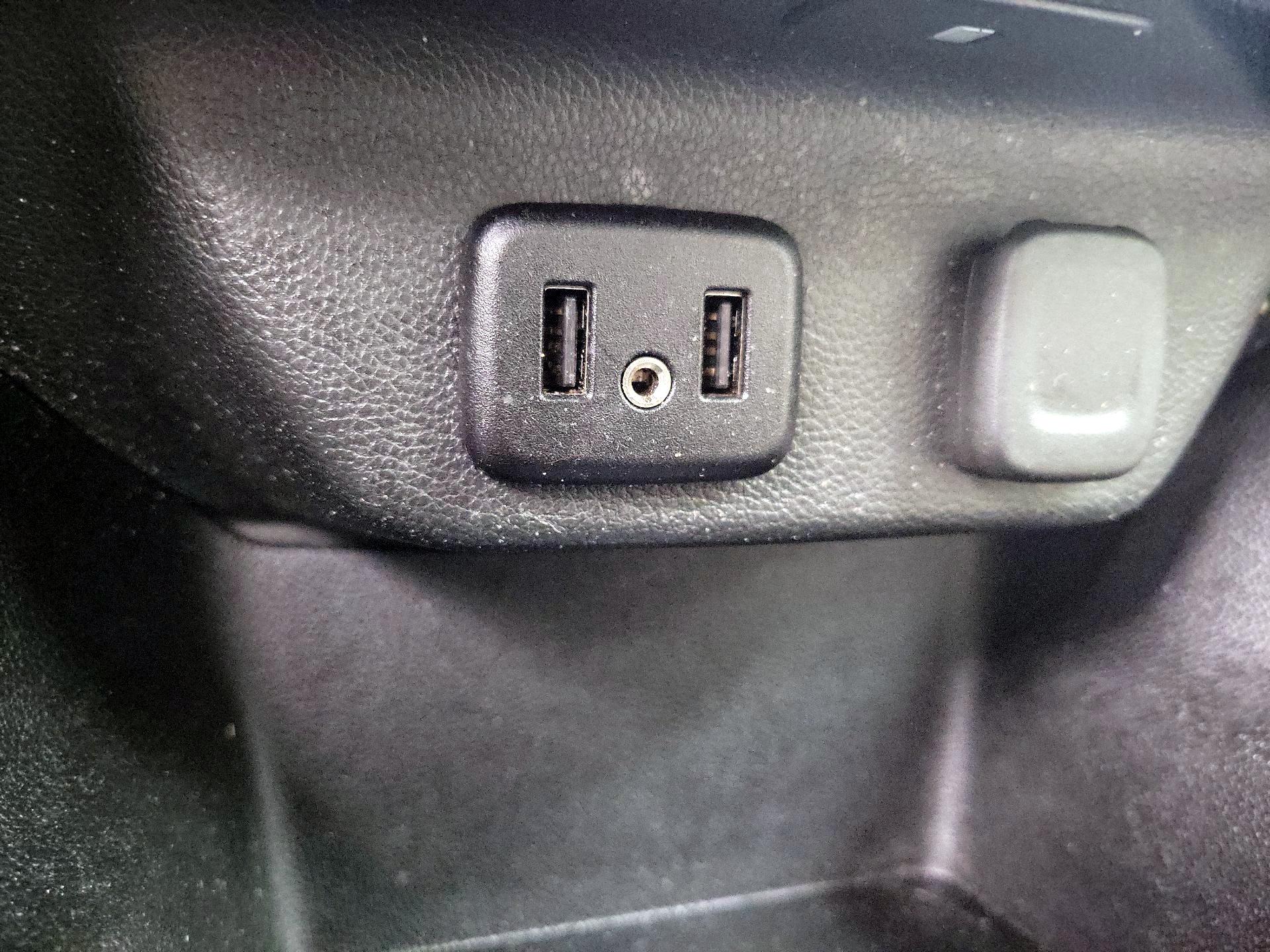 Thumbnail: 2023 Chevrolet Traverse - 18