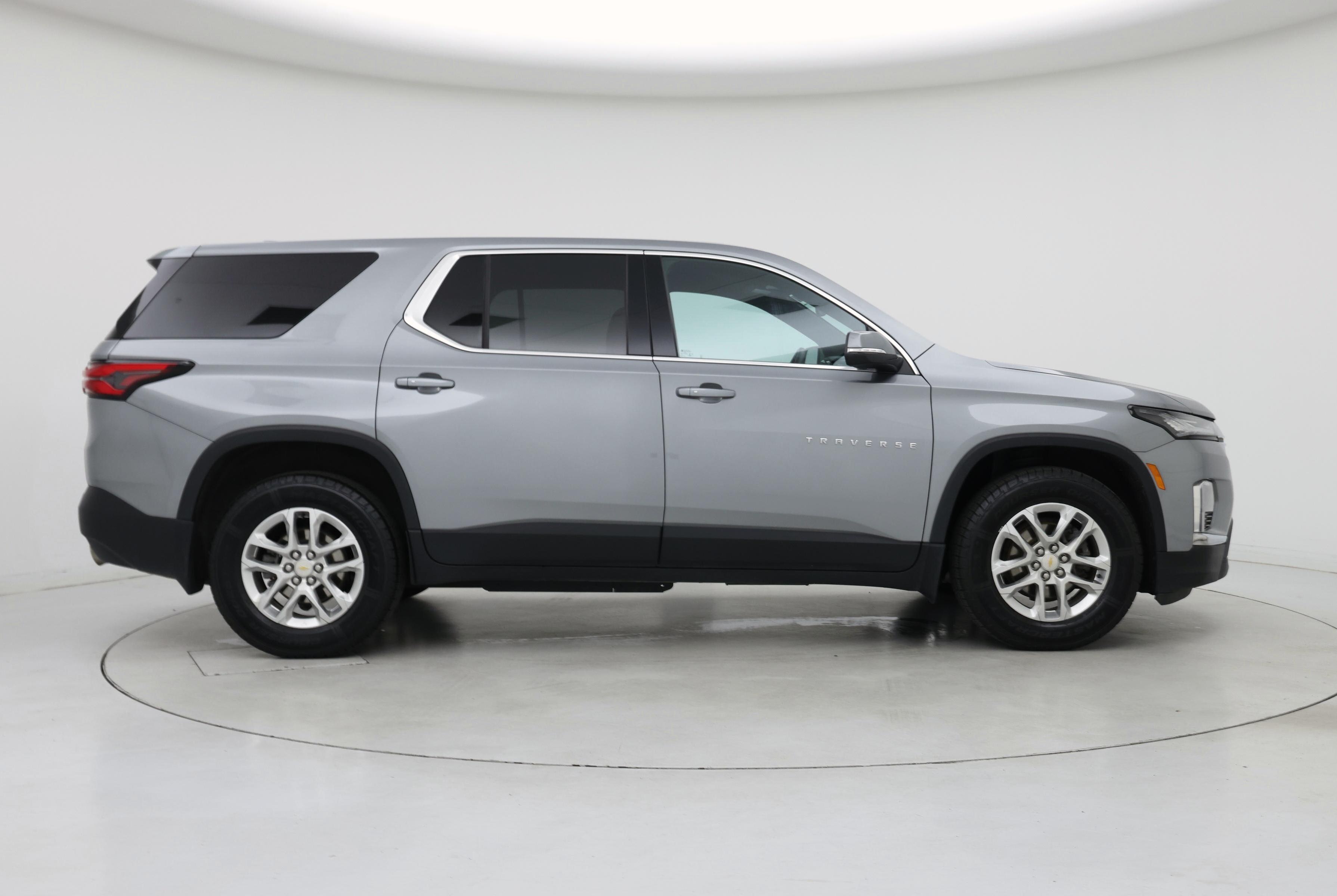 Thumbnail: 2023 Chevrolet Traverse - 7