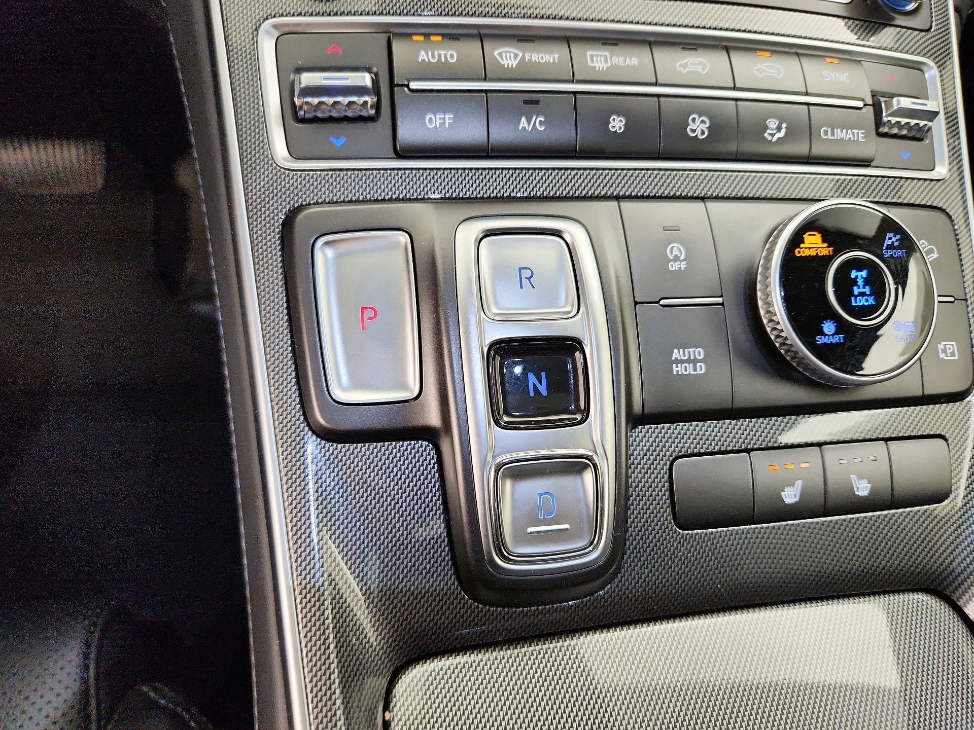 Thumbnail: 2023 Hyundai Santa Fe - 18