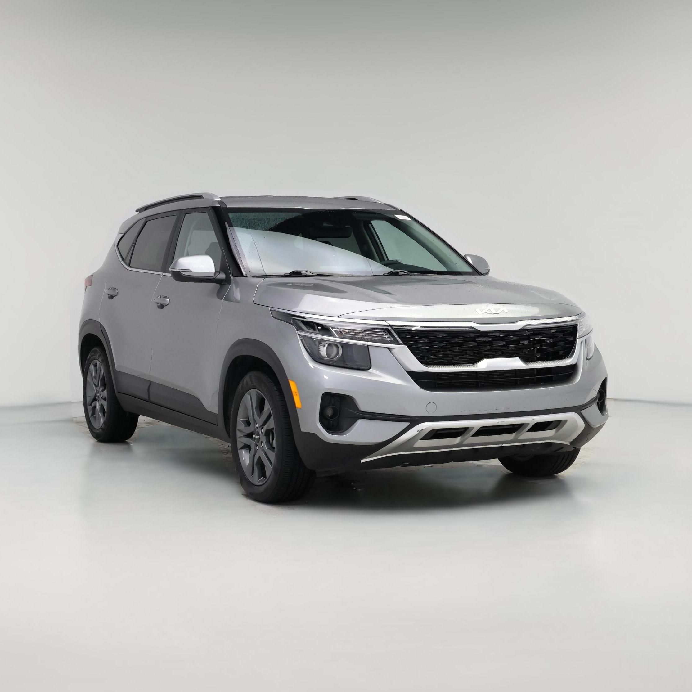 Thumbnail: 2023 Kia Seltos - 1