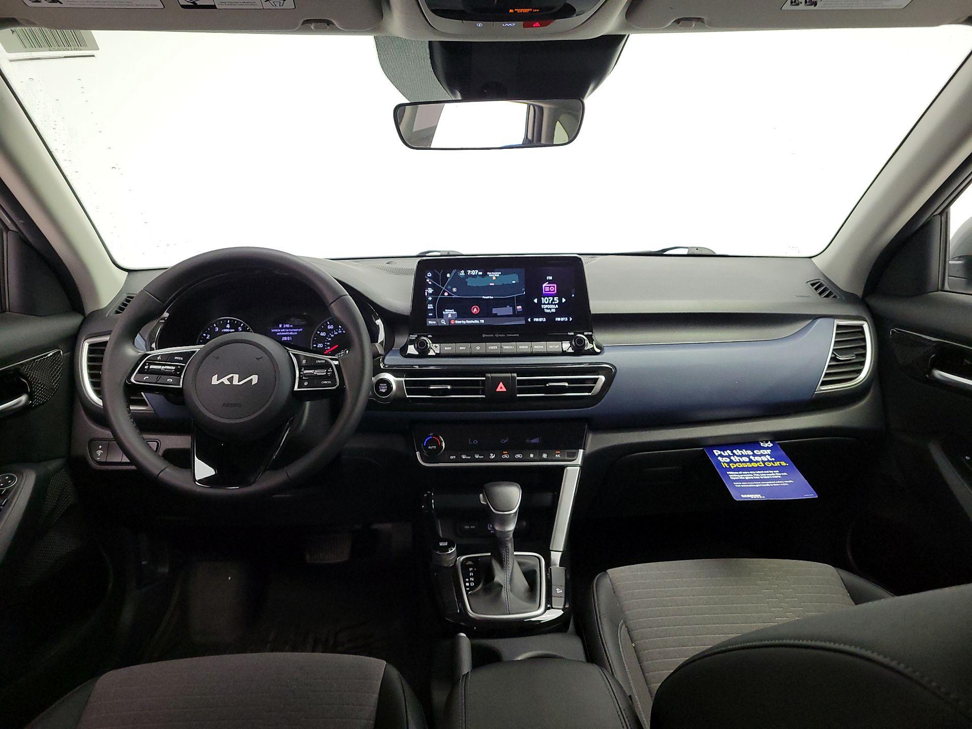 Thumbnail: 2023 Kia Seltos - 9