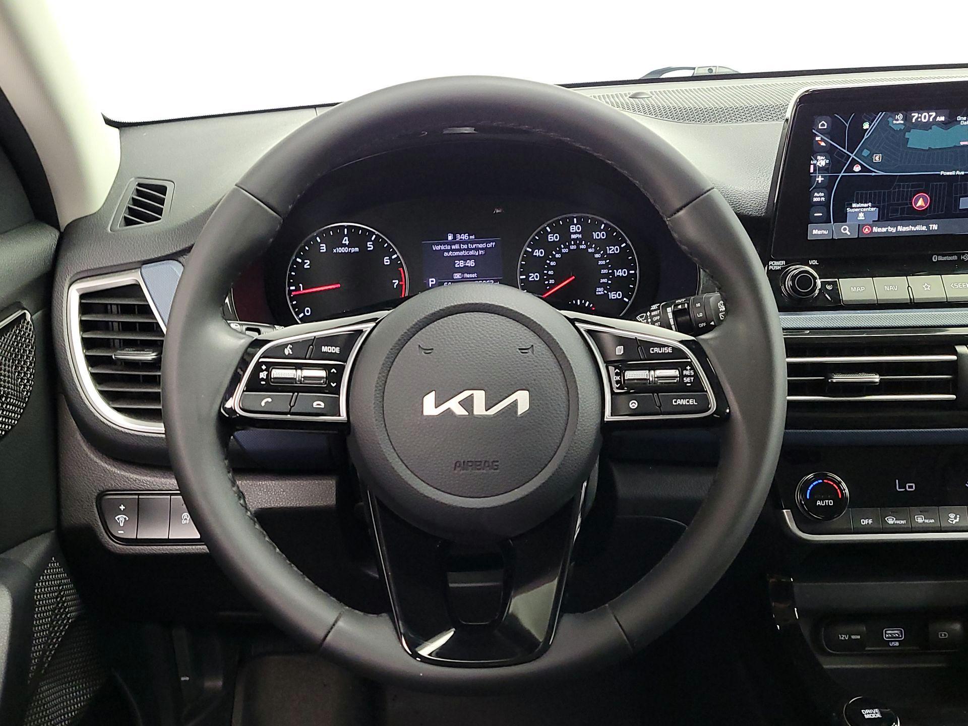 Thumbnail: 2023 Kia Seltos - 10