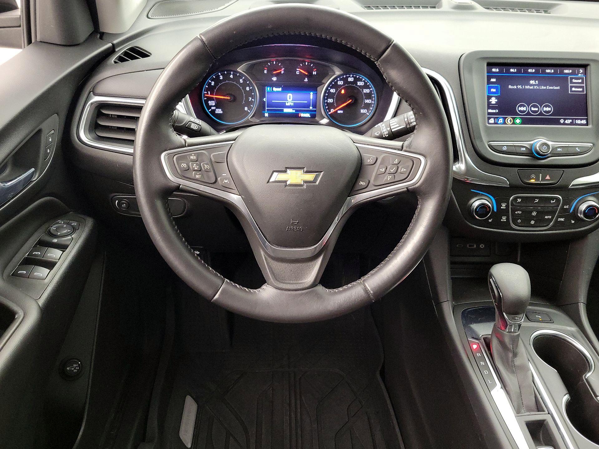 Thumbnail: 2022 Chevrolet Equinox - 10