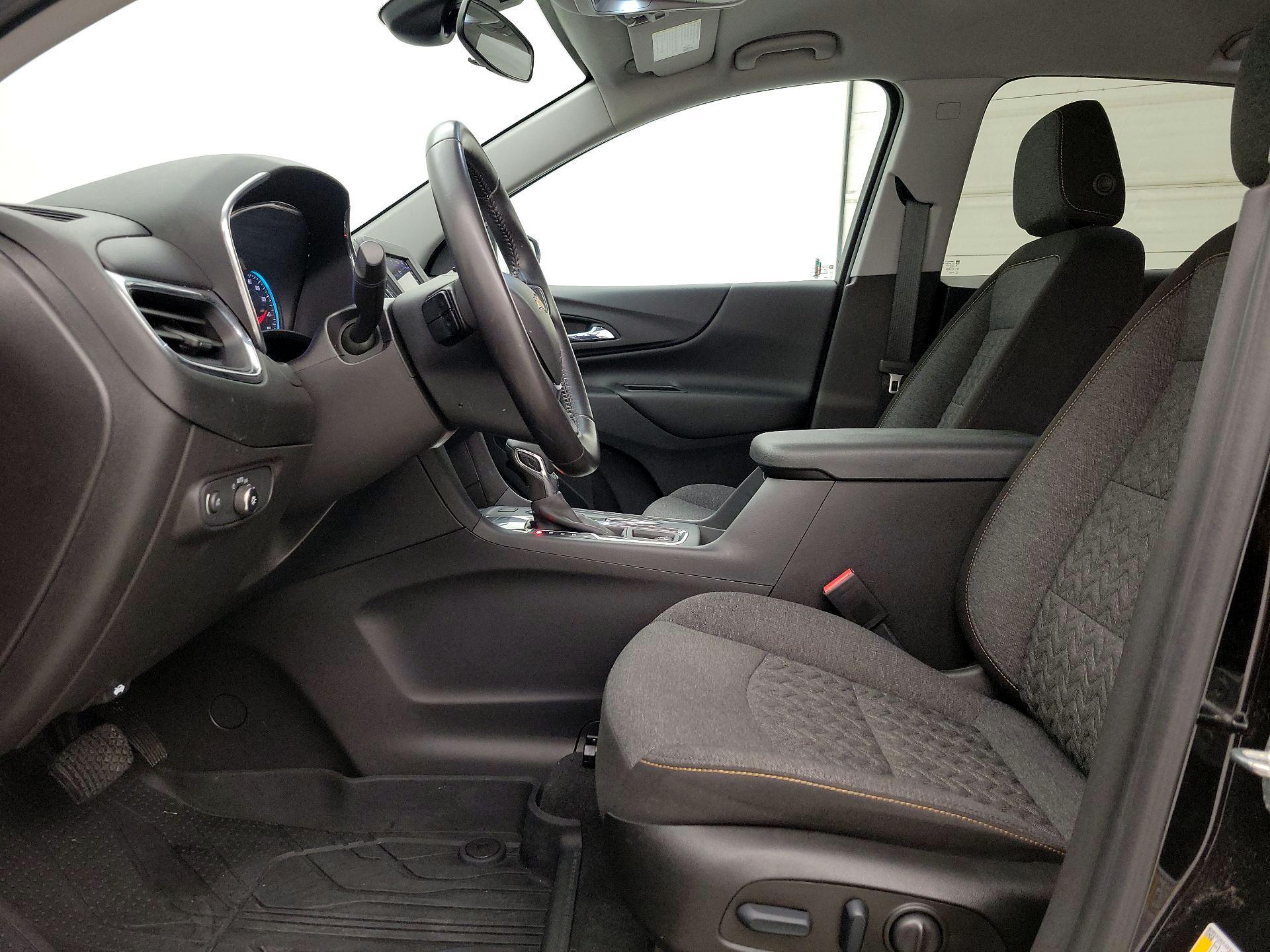 Thumbnail: 2022 Chevrolet Equinox - 11