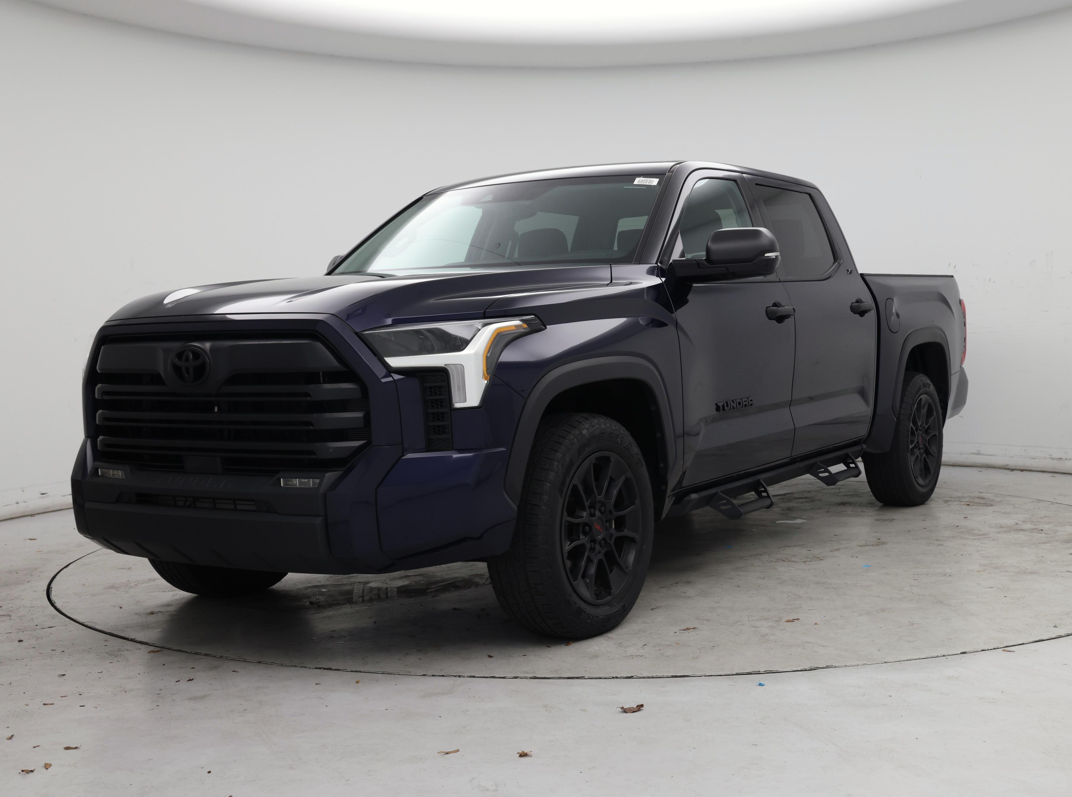 Thumbnail: 2022 Toyota Tundra - 4