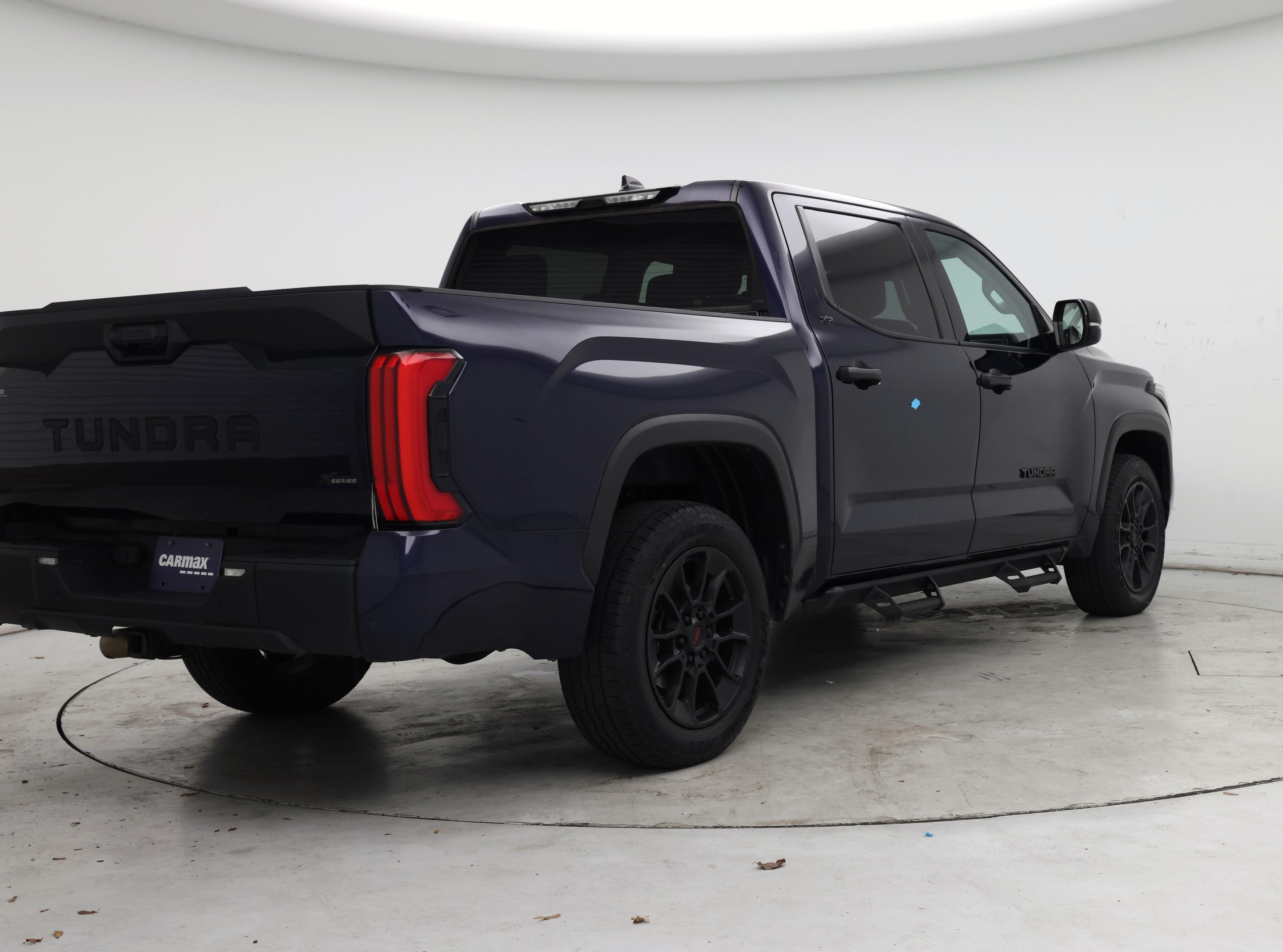 Thumbnail: 2022 Toyota Tundra - 8