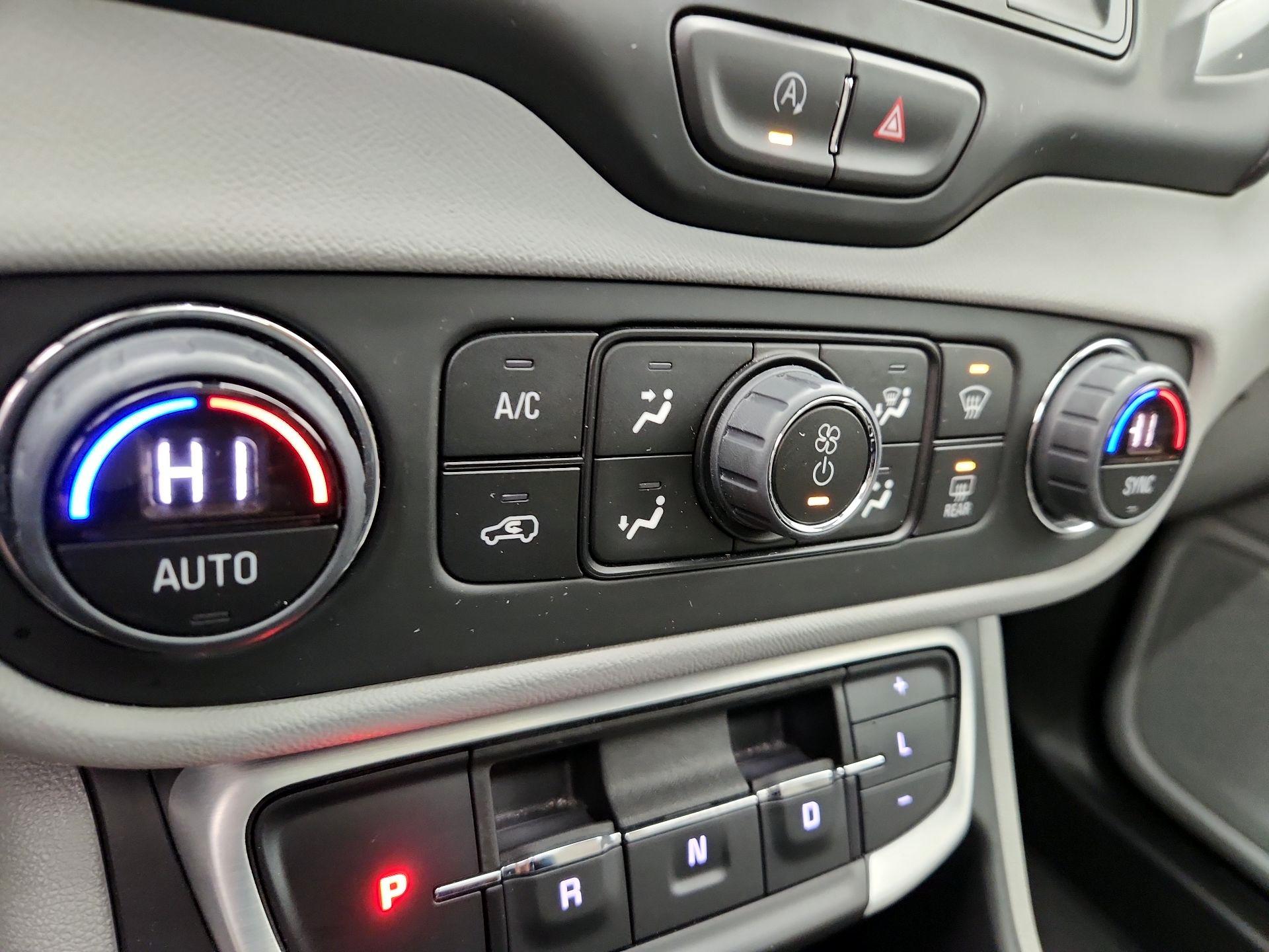 Thumbnail: 2022 GMC Terrain - 16