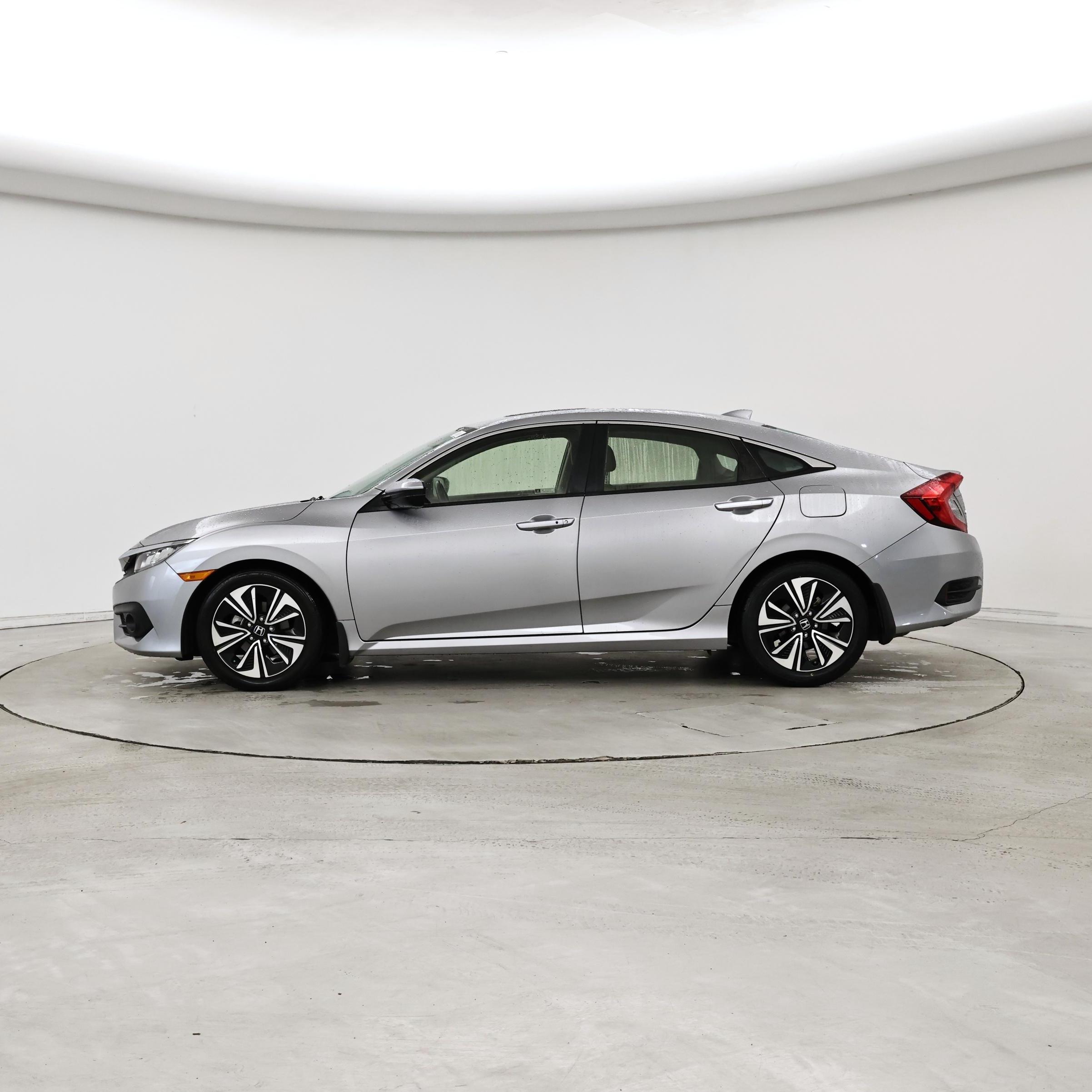 Thumbnail: 2018 Honda Civic - 3