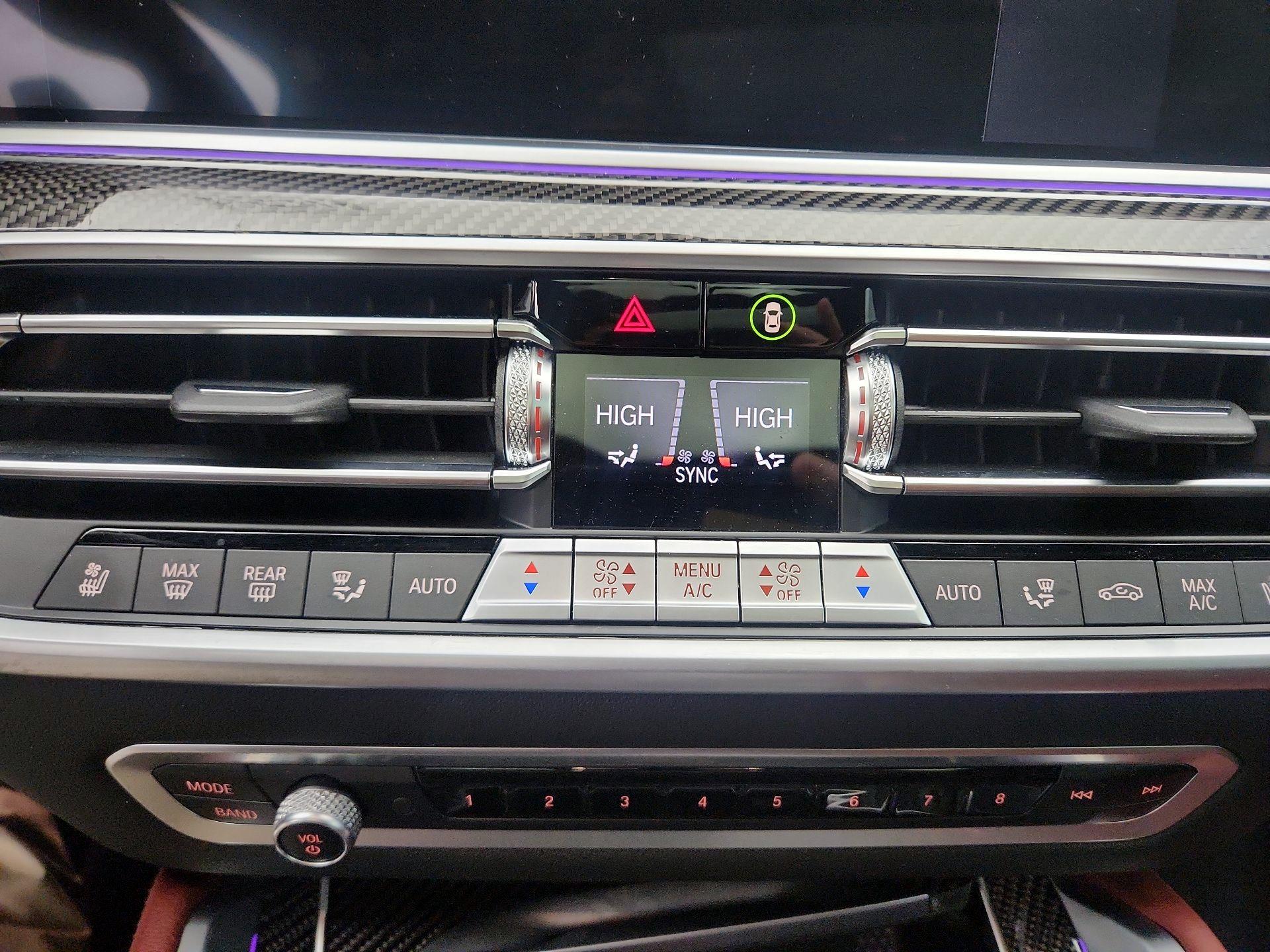 Thumbnail: 2022 BMW X6 - 17