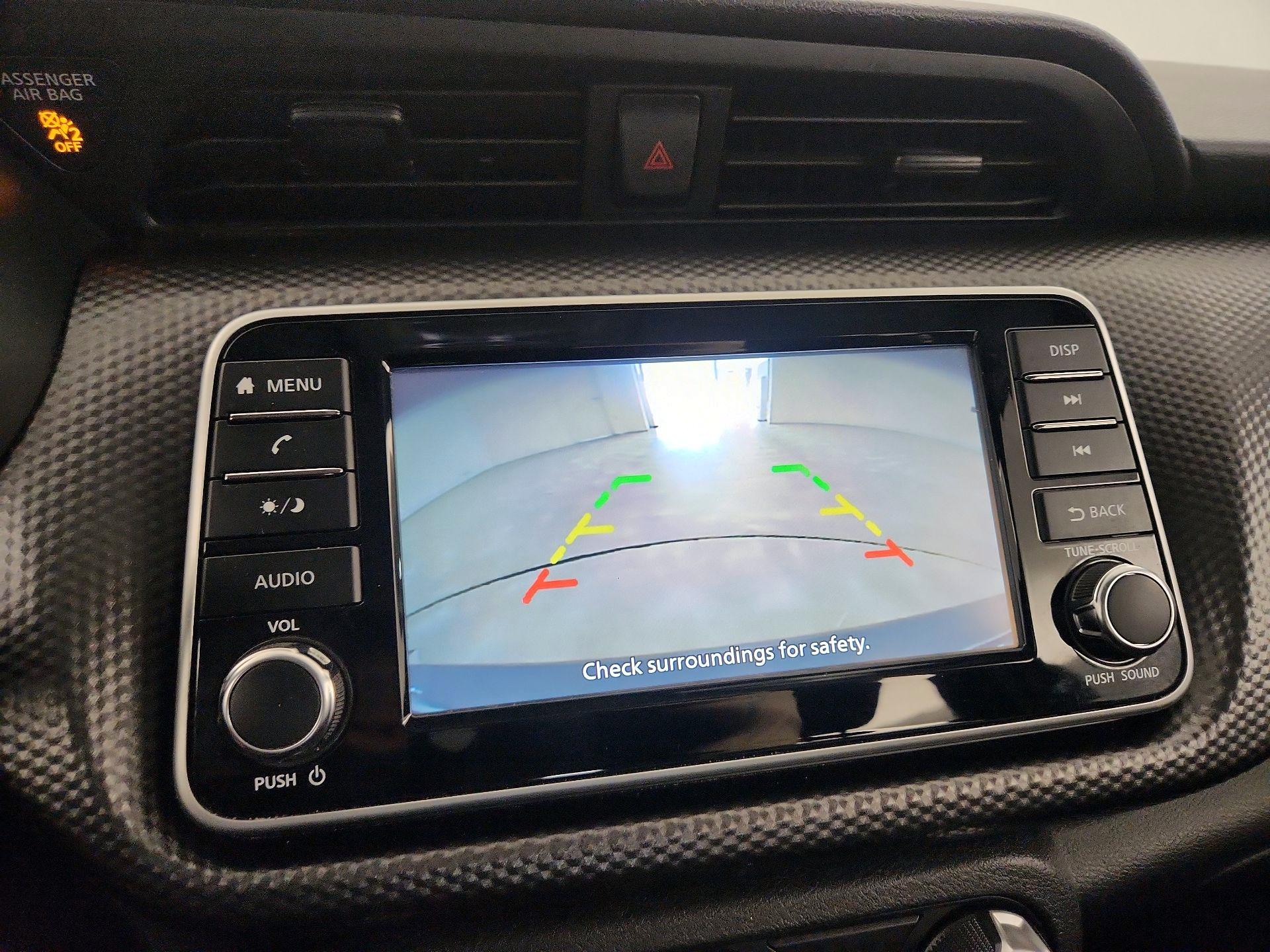 Thumbnail: 2019 Nissan Kicks - 14