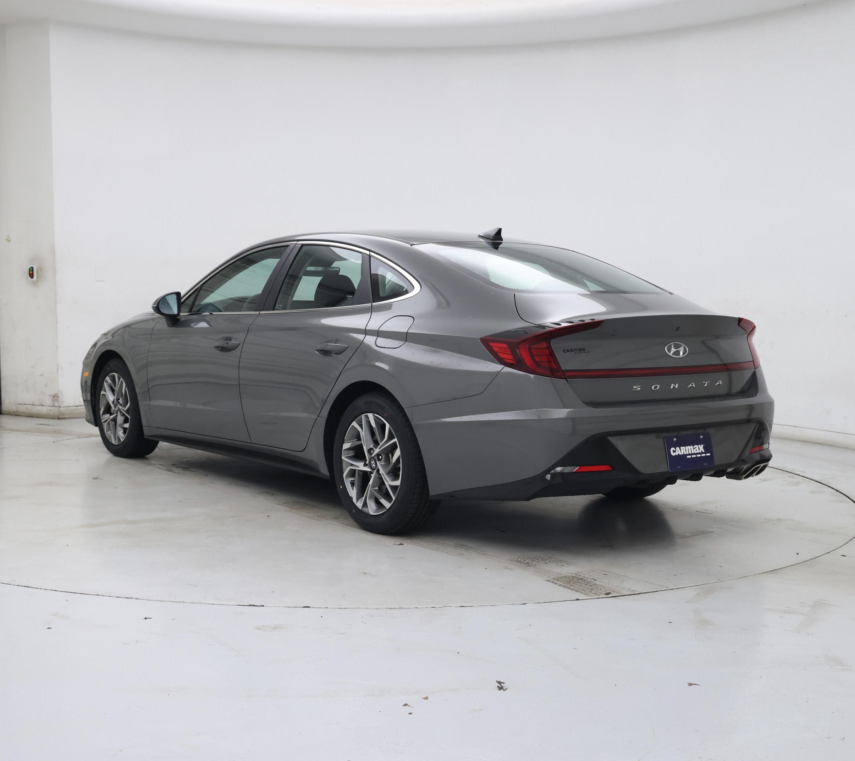 Thumbnail: 2022 Hyundai Sonata - 2