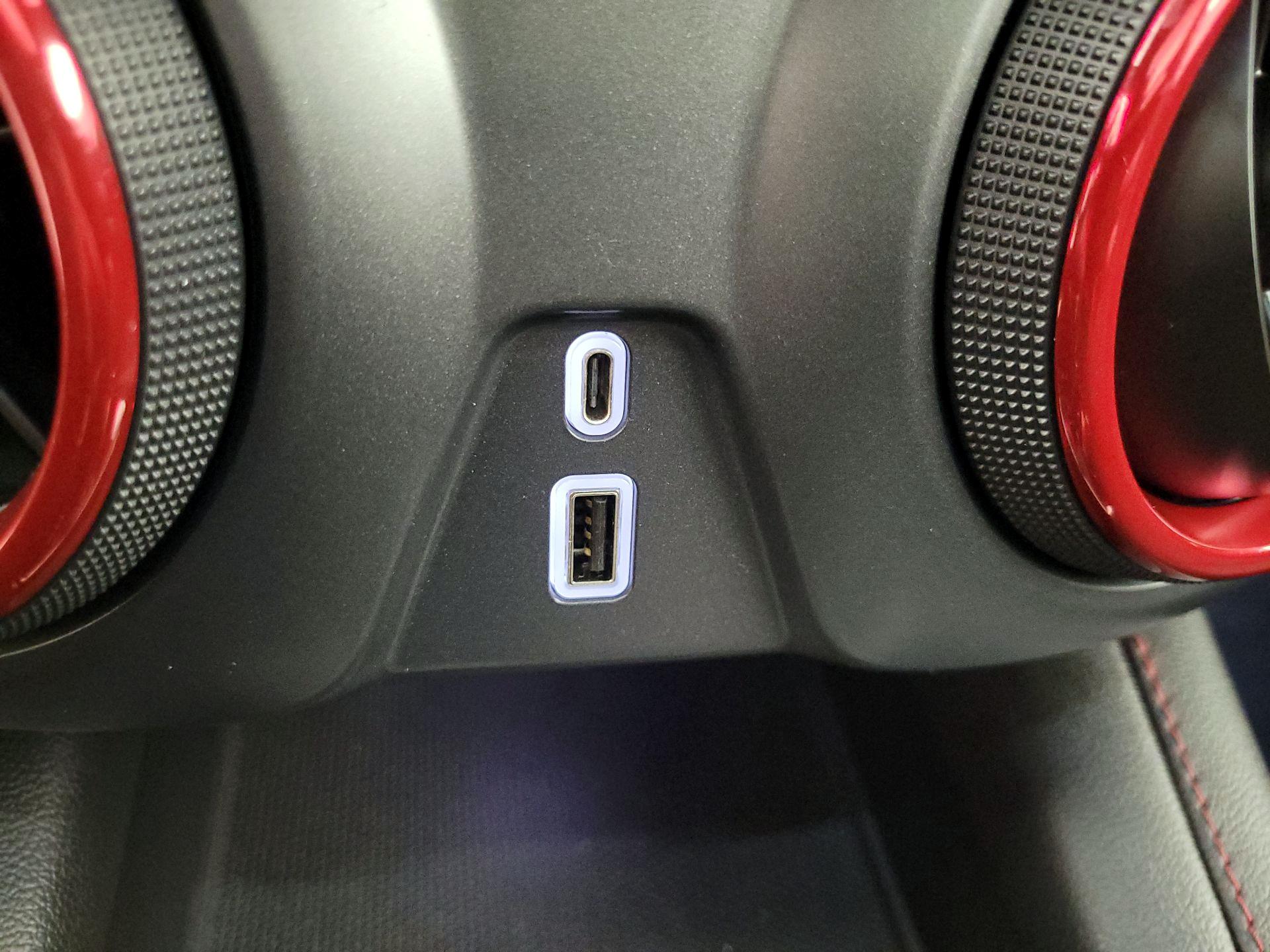 Thumbnail: 2022 Chevrolet Blazer - 18