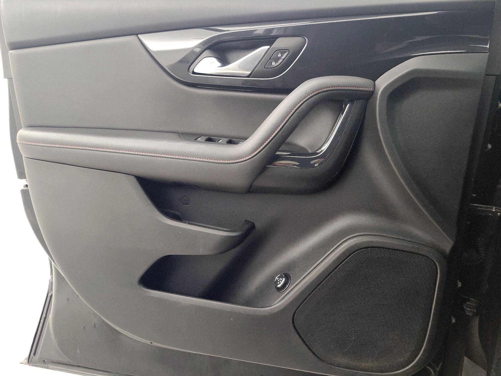 Thumbnail: 2022 Chevrolet Blazer - 12