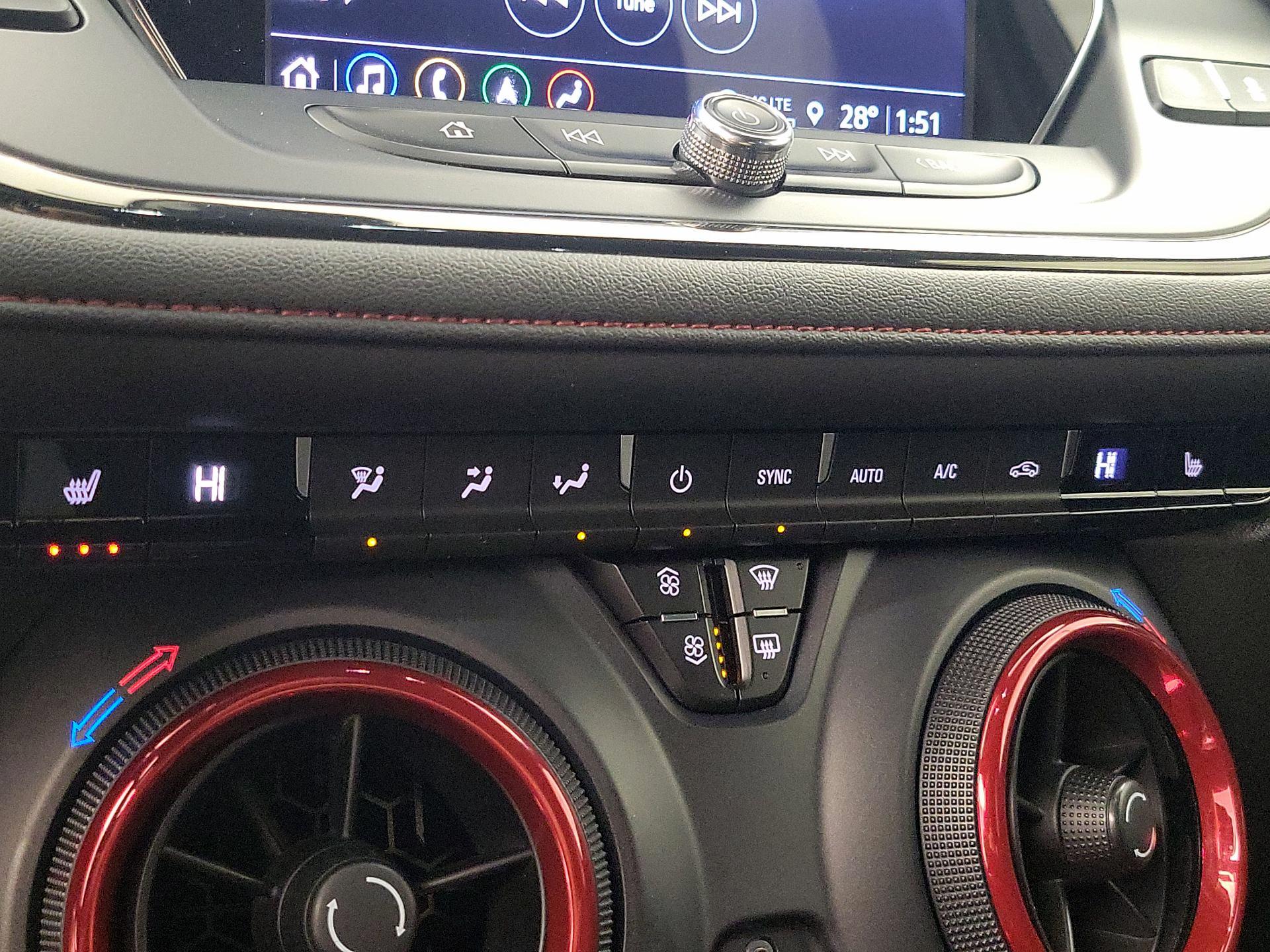 Thumbnail: 2022 Chevrolet Blazer - 17